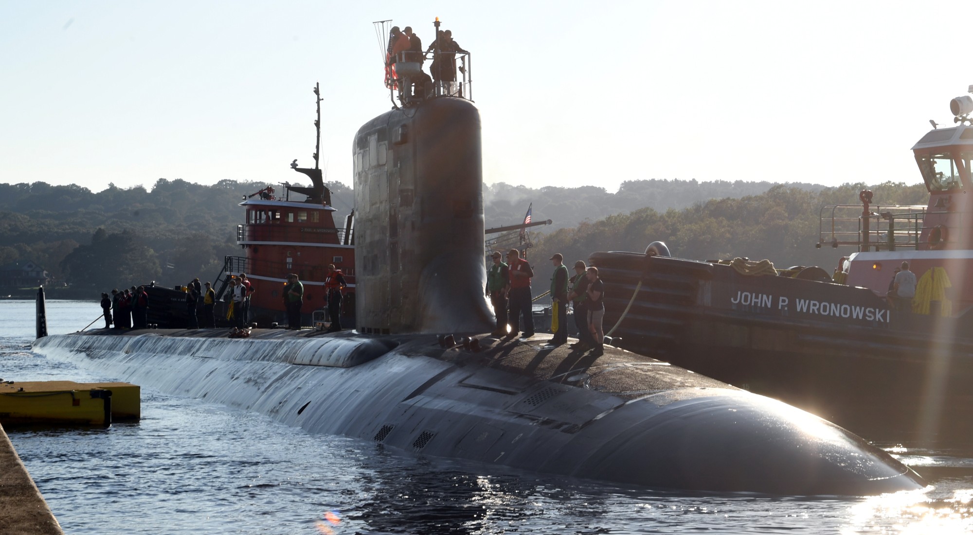 ssn-795 uss hyman g. rickover virginia class attack submarine us navy groton connecticut 16