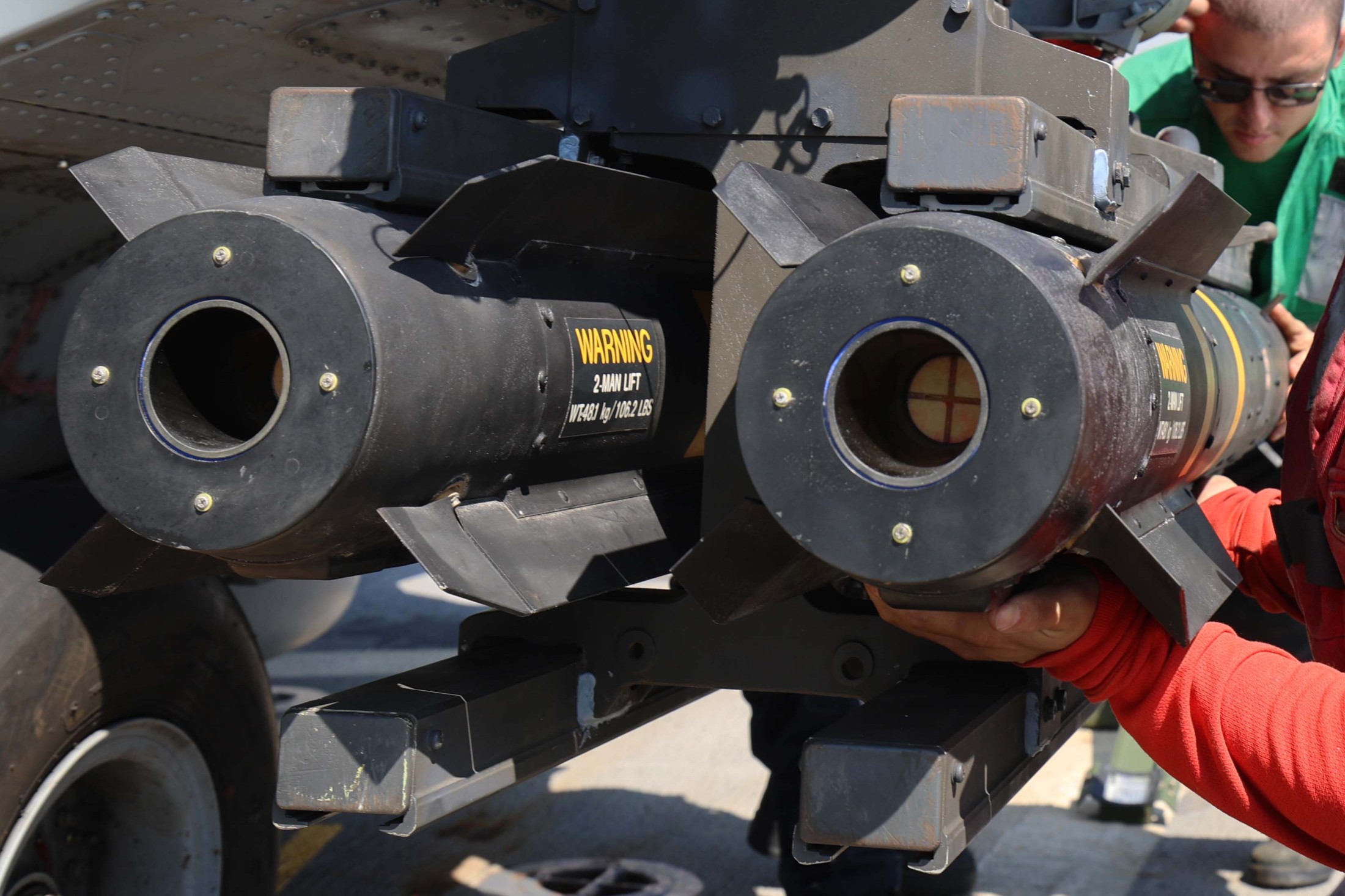 agm-114 hellfire missile us navy army usmc 72