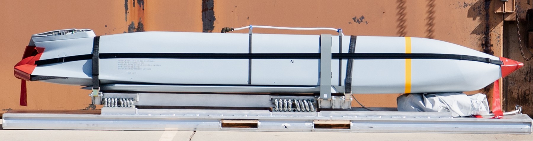 agm-158a jassm joint air-to-surface standoff missile usaf navy usmc 13