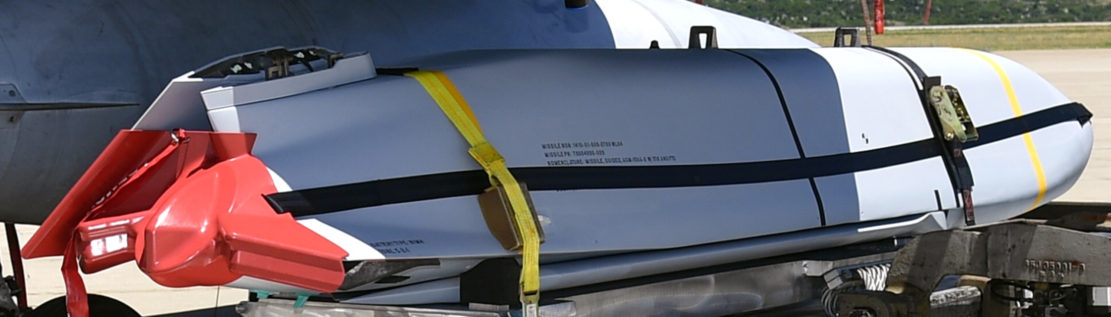 agm-158a jassm joint air-to-surface standoff missile usaf navy usmc 17