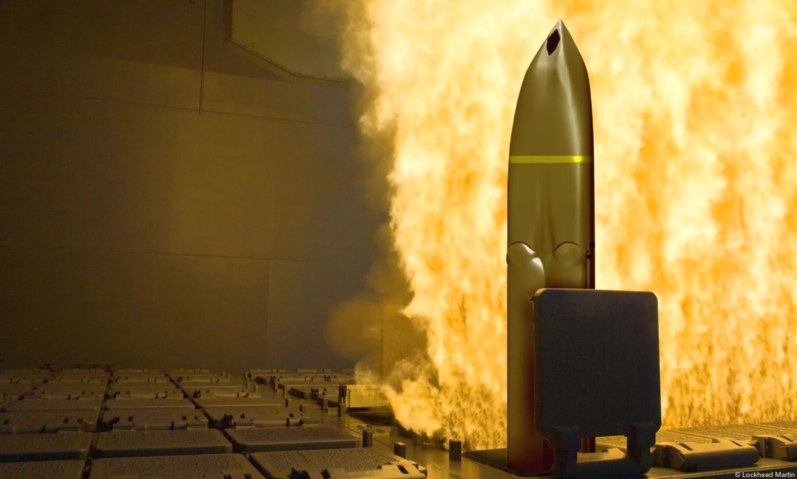 agm-158c lrasm long range anti-ship missile us navy mk.41 vertical launching system vls 27