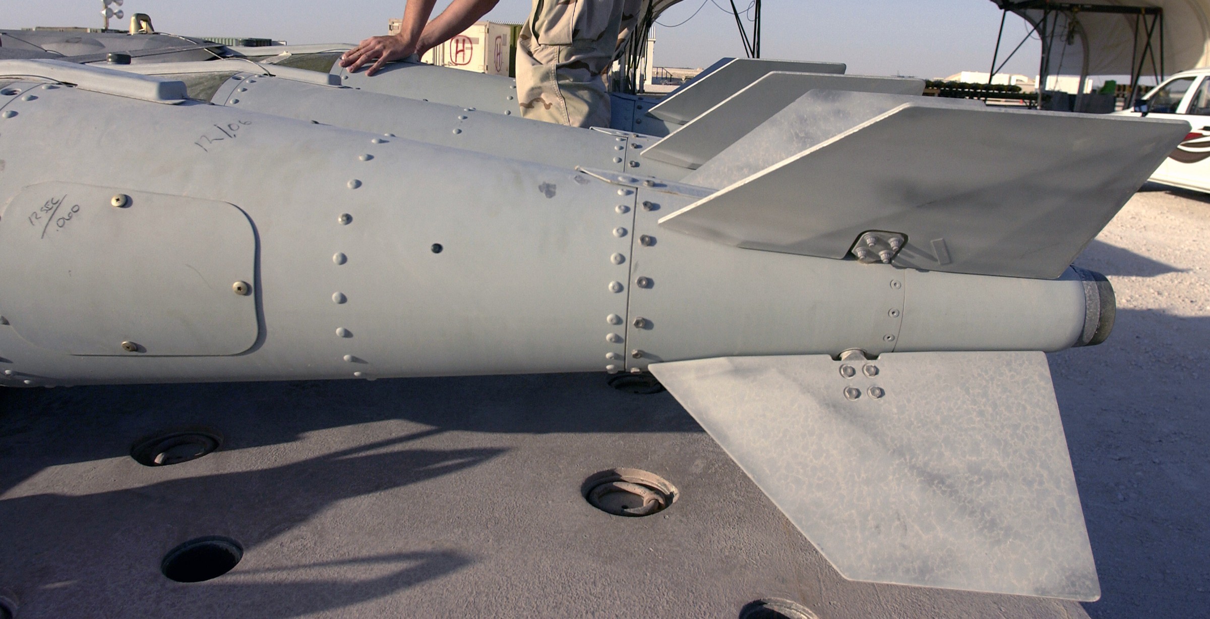 gbu-31 jdam joint direct attack munition 2000 lbs guided bomb unit 24