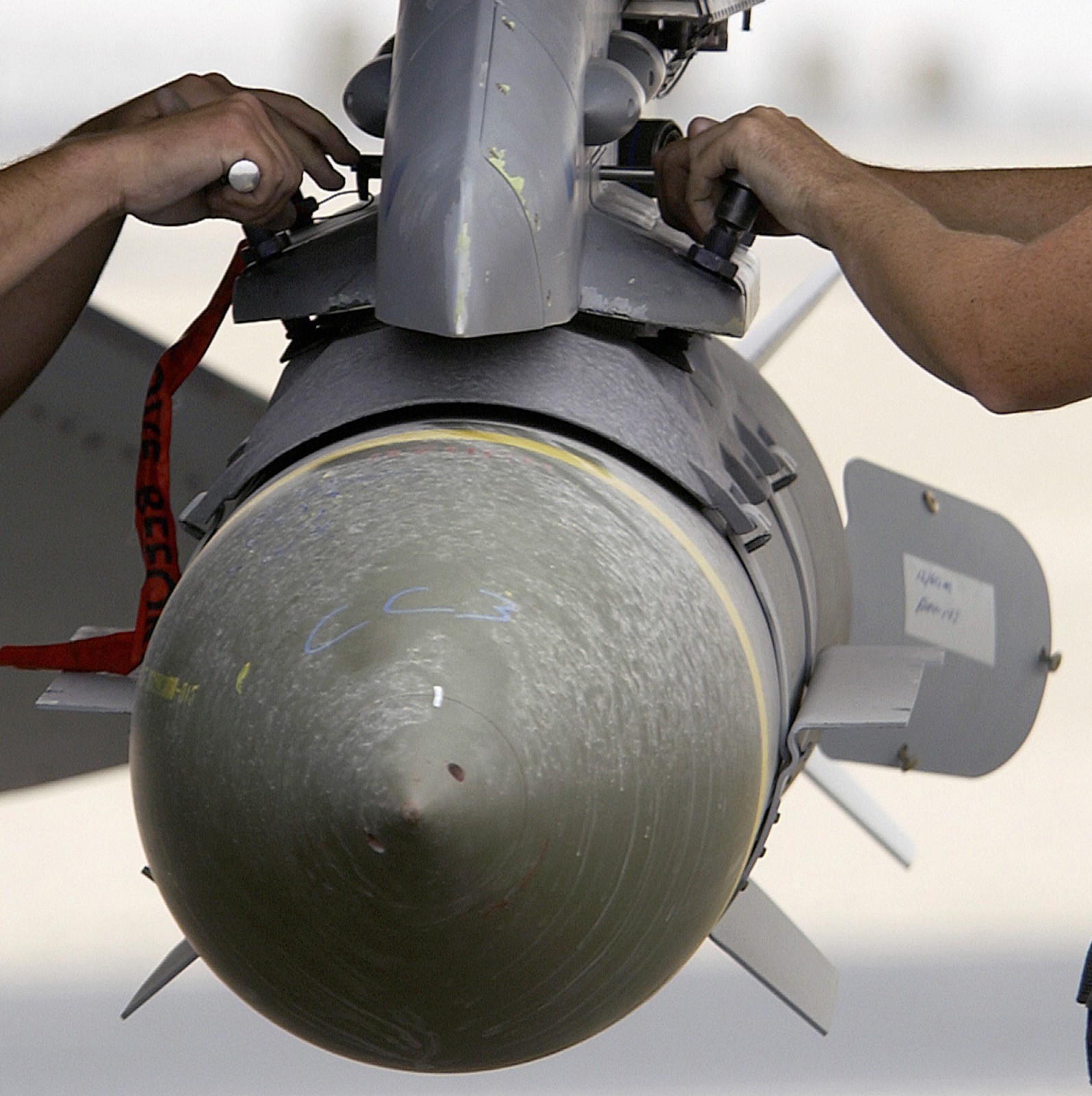 gbu-31 jdam joint direct attack munition 2000 lbs guided bomb unit 30