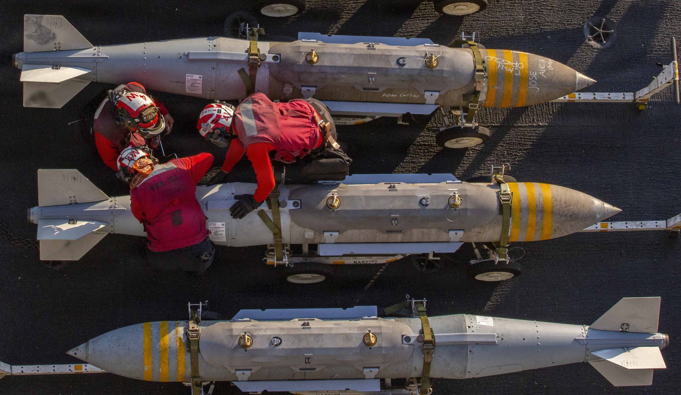 gbu-31 jdam joint direct attack munition 2000 lbs guided bomb unit us navy 44