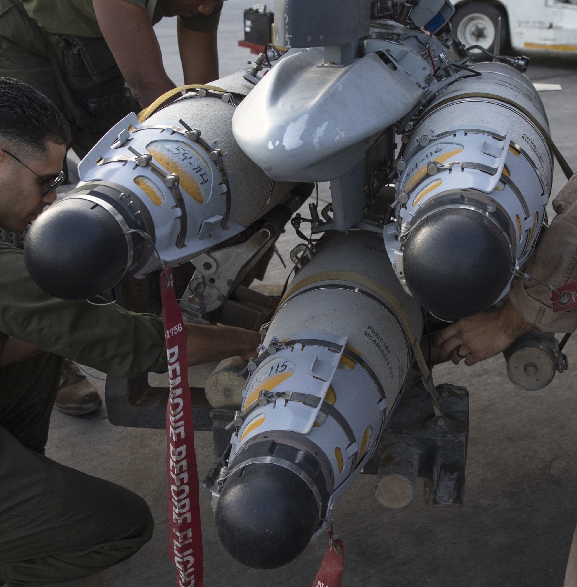 gbu-54 ljdam laser joint direct attack munition 500 lbs guided bomb unit us navy 14