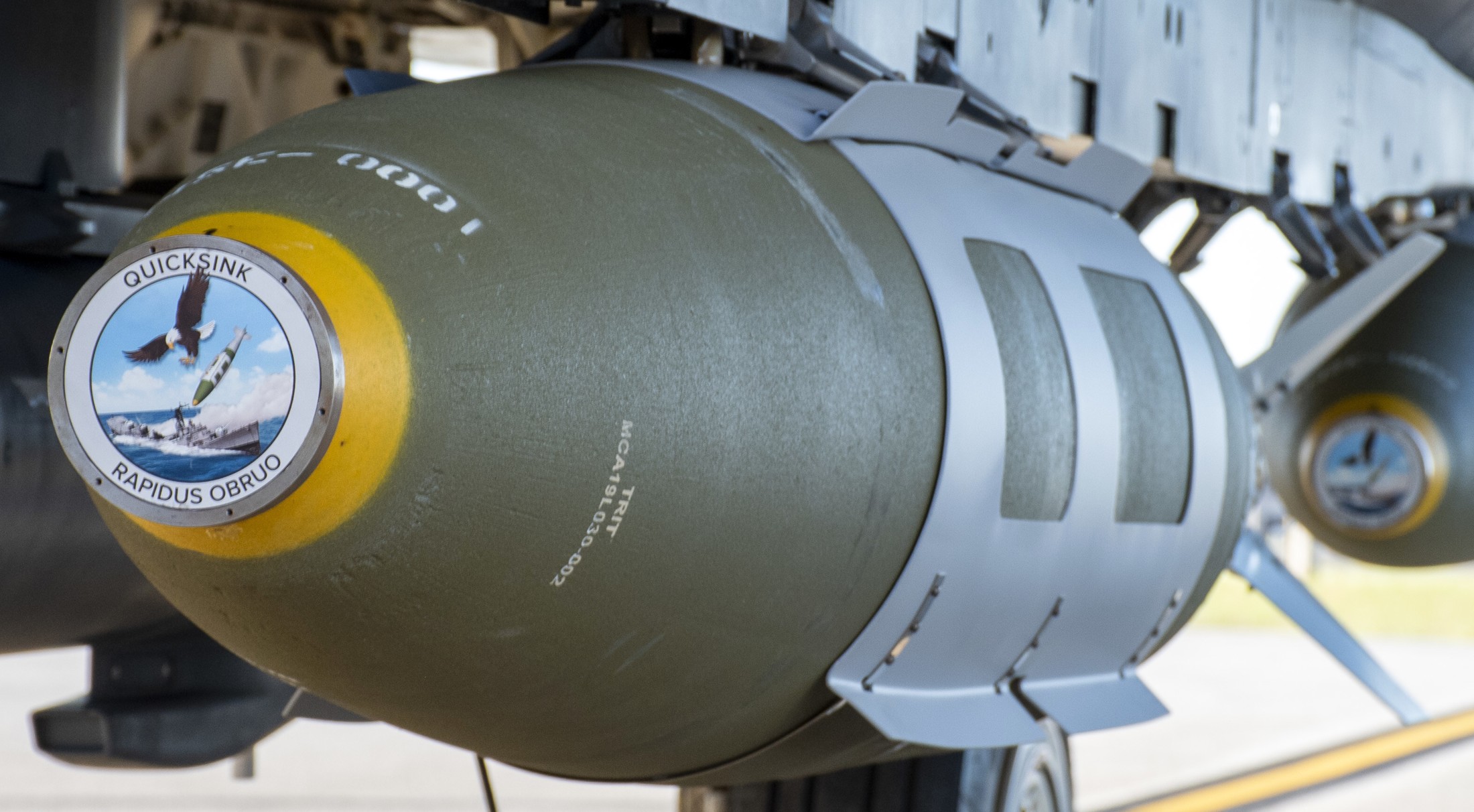 quicksink anti-ship jdam us navy air force 2000 lbs 03