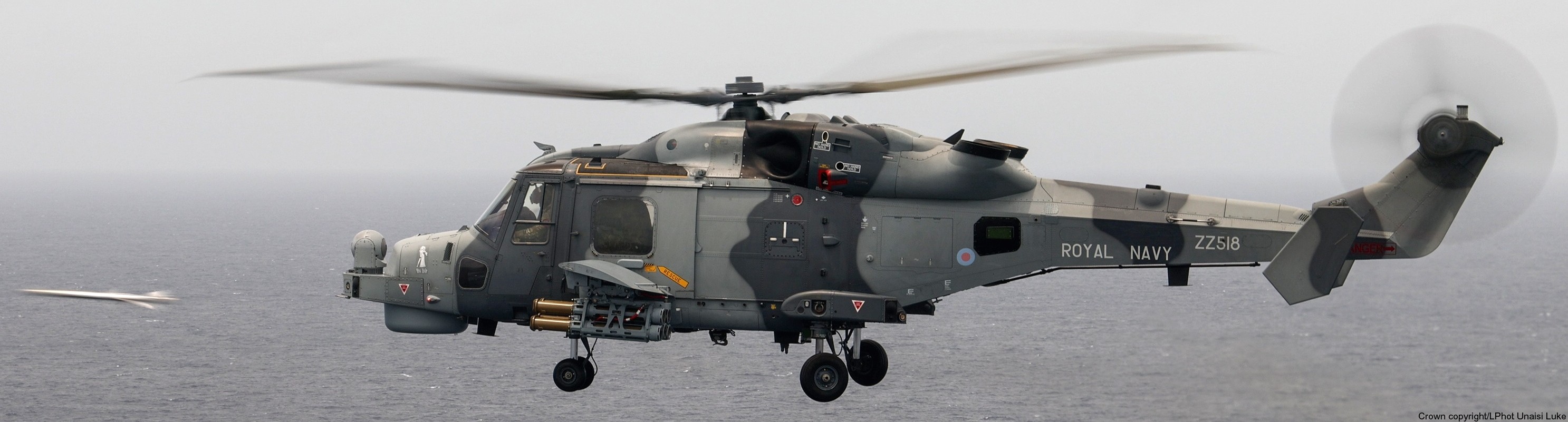 martlet lmm lightweight multirole missile royal navy thales wildcat hma2 helicopter 19