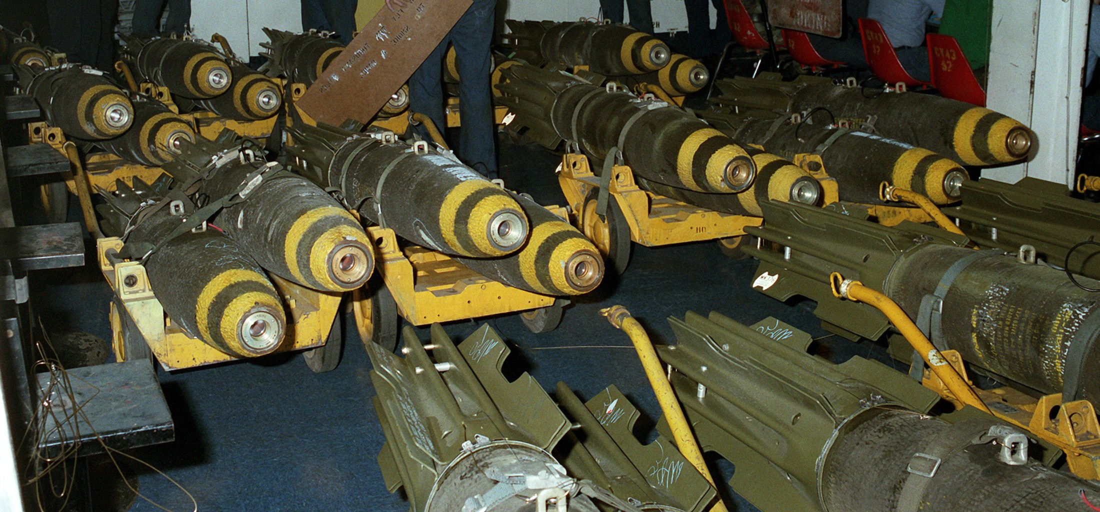 blu-111a/b snakeye general purpose bomb 500 lbs high-drag mk.82 navy 03