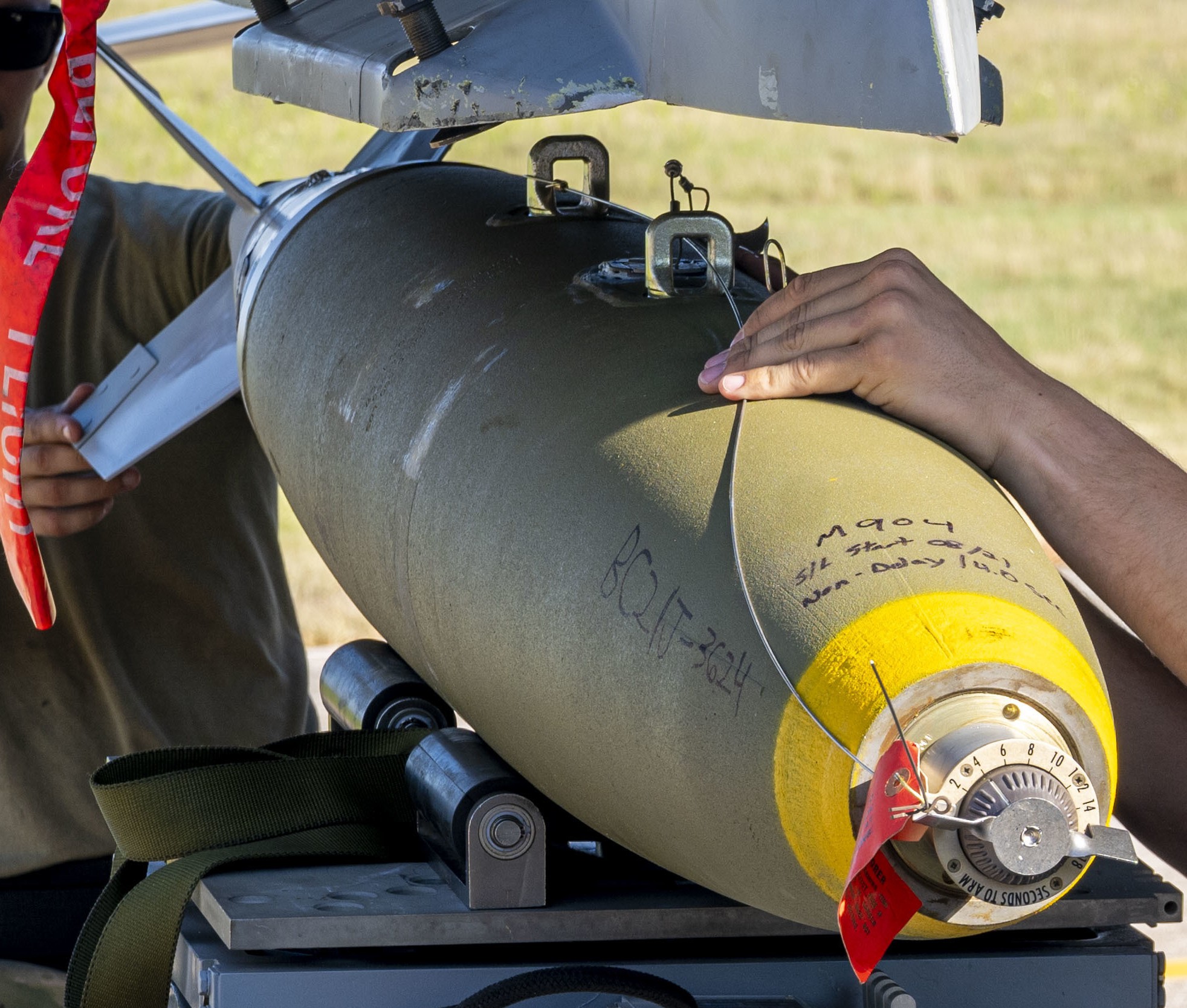 mark 82 mk.82 blu-111 blu-126 blu-129 general purpose bomb 500 lbs low drag 17