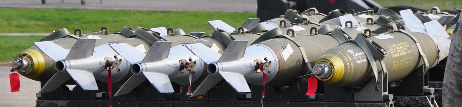 mark 82 mk.82 blu-111 blu-126 blu-129 general purpose bomb 500 lbs low drag 22