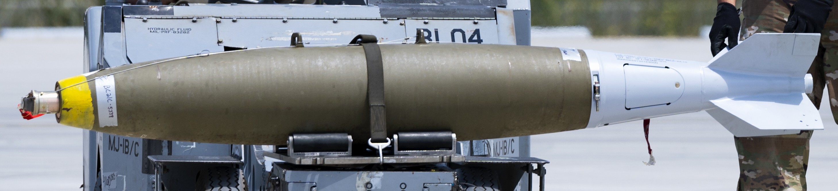 mark 81 82 83 84 general purpose bomb series navy air force 24x