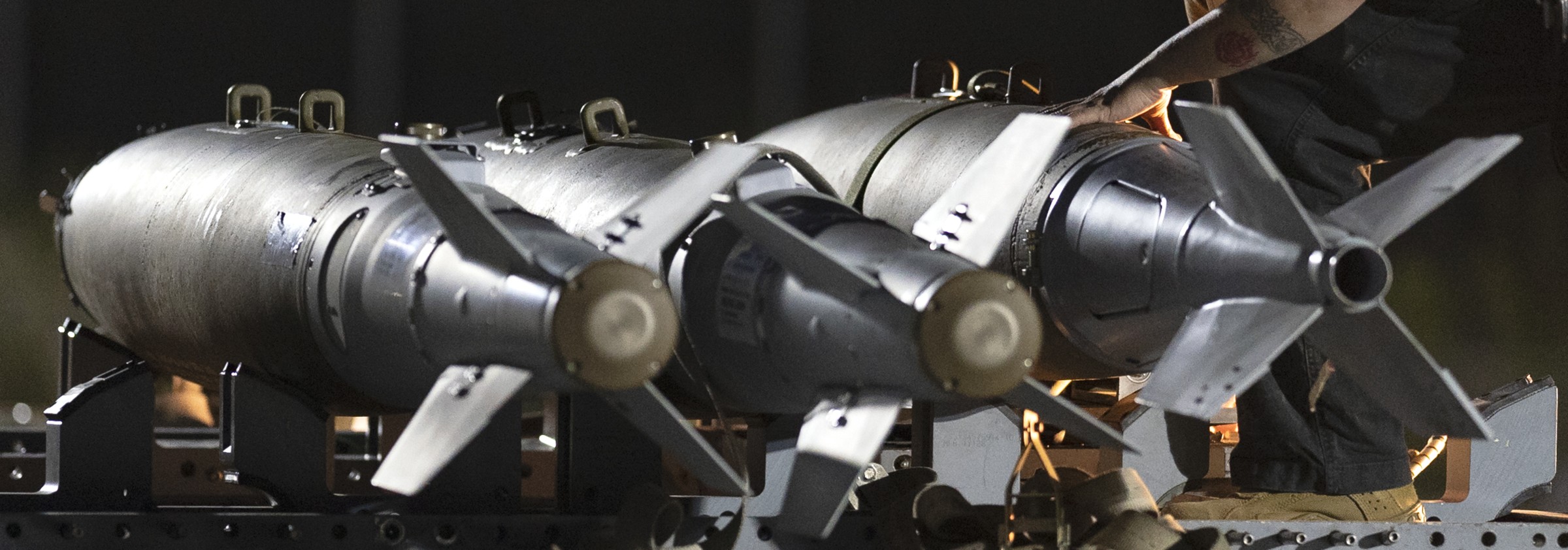 mark 82 mk.82 blu-111 blu-126 blu-129 general purpose bomb 500 lbs low drag 27