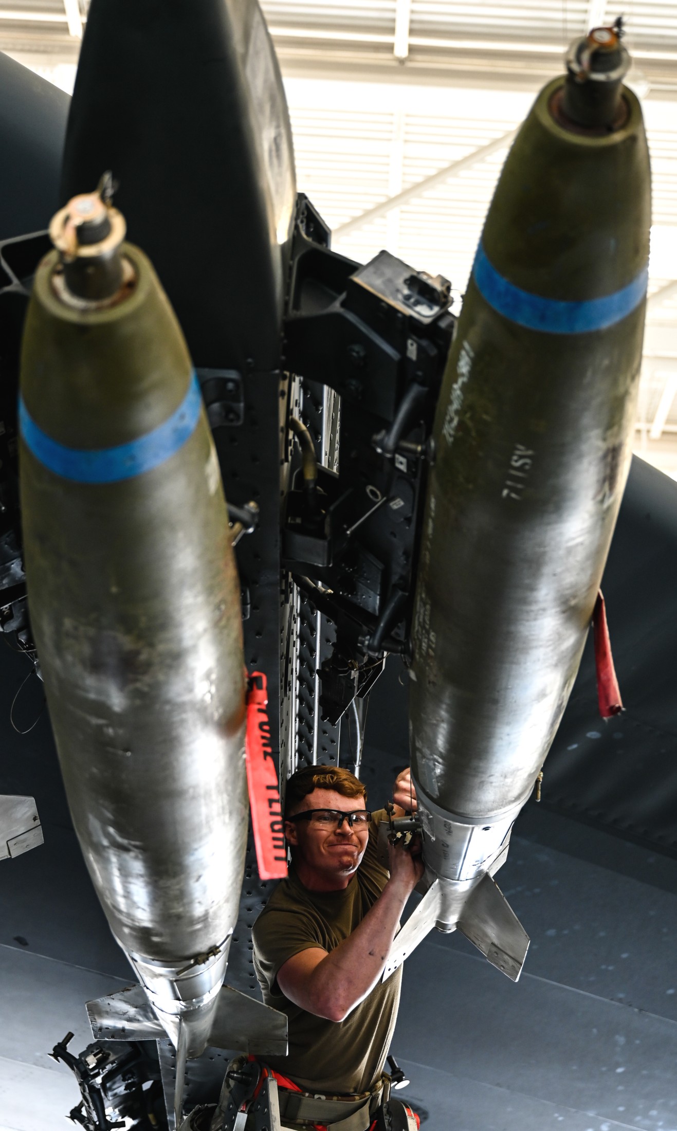 mark 82 mk.82 blu-111 blu-126 blu-129 general purpose bomb 500 lbs low drag 29
