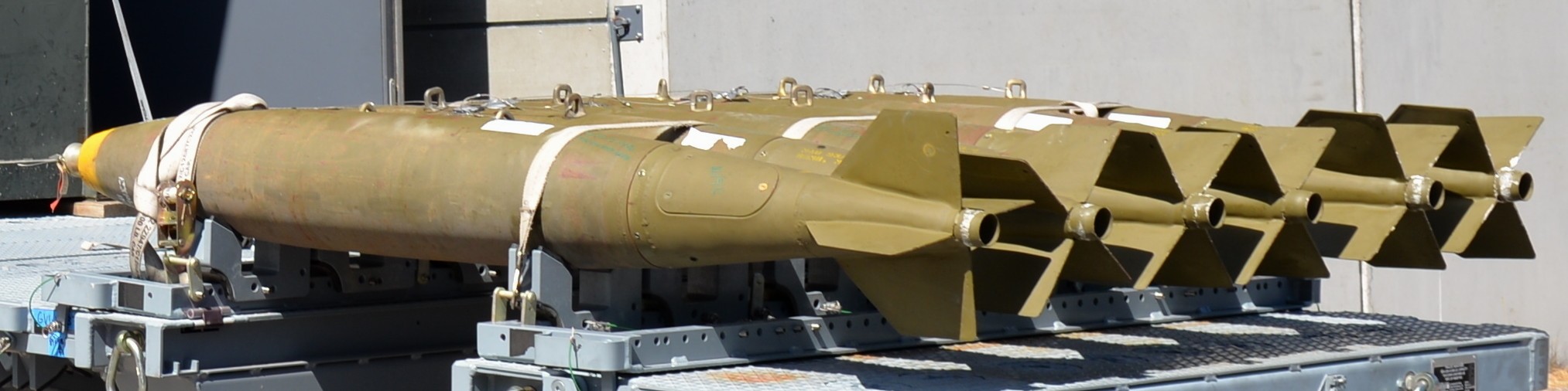 mark 82 mk.82 blu-111 blu-126 blu-129 general purpose bomb 500 lbs low drag 32