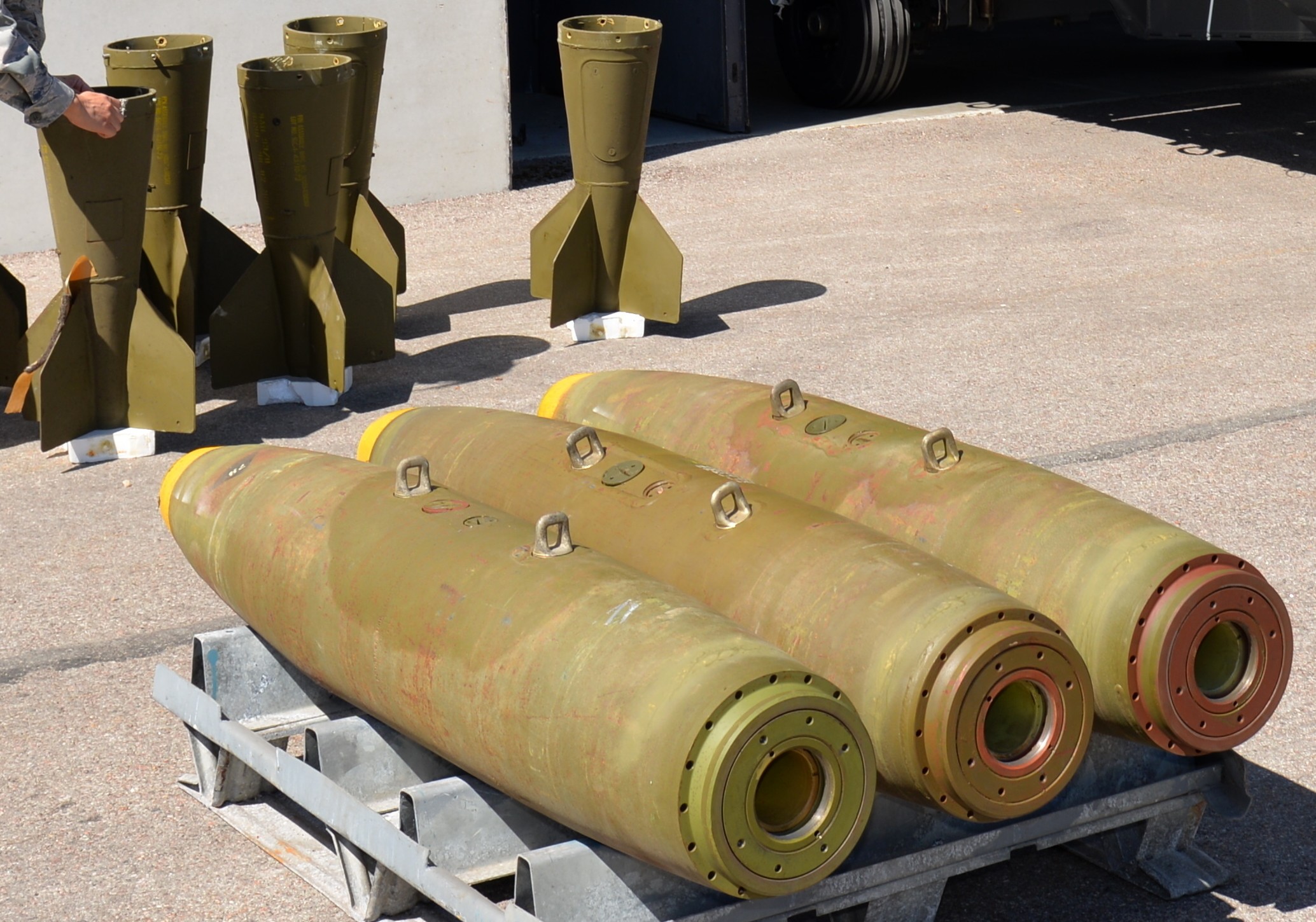 mark 82 mk.82 blu-111 blu-126 blu-129 general purpose bomb 500 lbs low drag 33