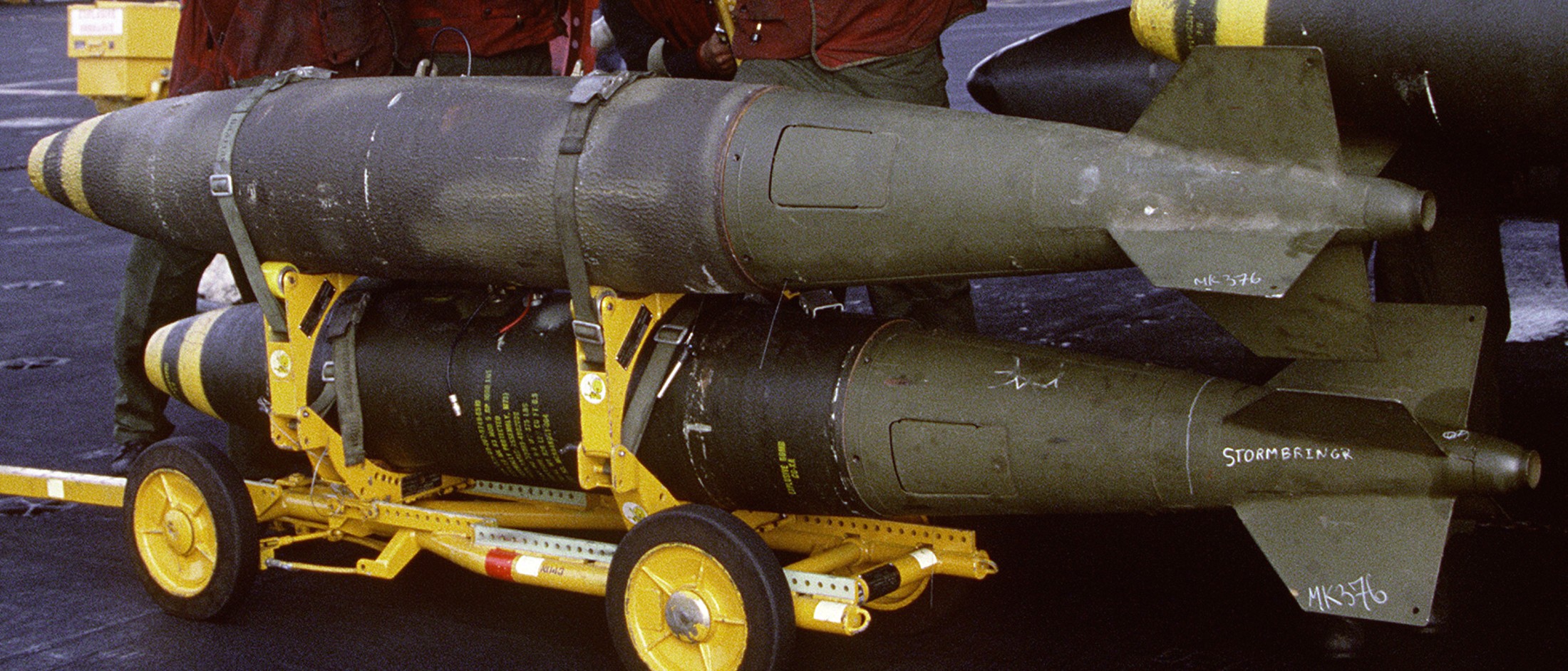 blu-111a/b general purpose bomb 500 lbs low drag mk.82 navy 50
