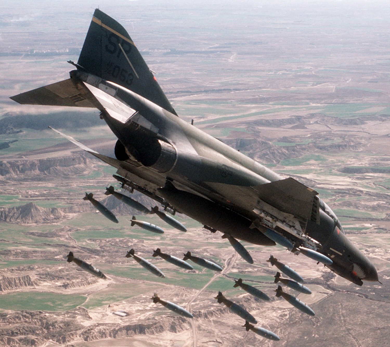 mark 82 mk.82 blu-111 blu-126 blu-129 general purpose bomb 500 lbs low drag 51