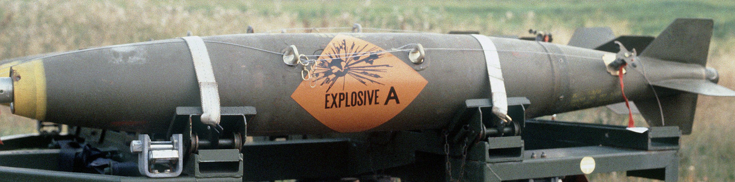 mark 82 mk.82 blu-111 blu-126 blu-129 general purpose bomb 500 lbs low drag 55