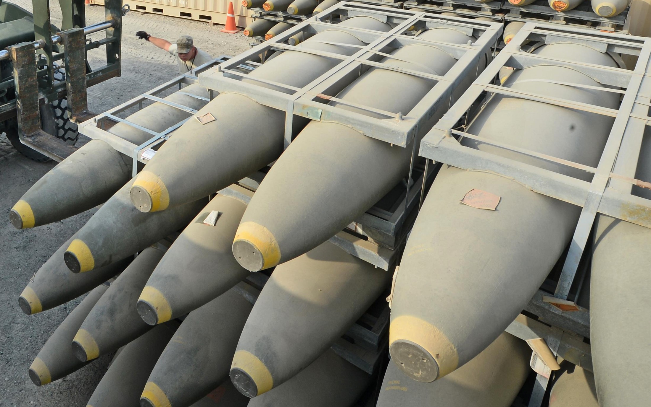 mark 84 mk.84 blu-109 general purpose bomb 2000 lbs low drag air force navy 02