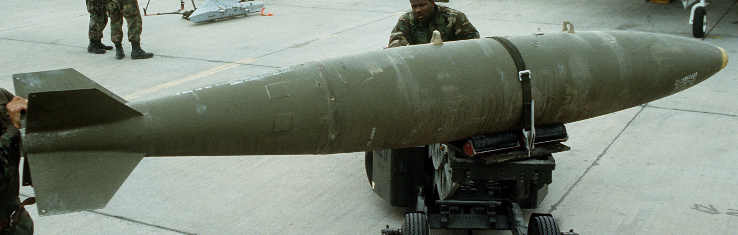 mark 84 mk.84 blu-109 general purpose bomb 2000 lbs low drag air force navy 03
