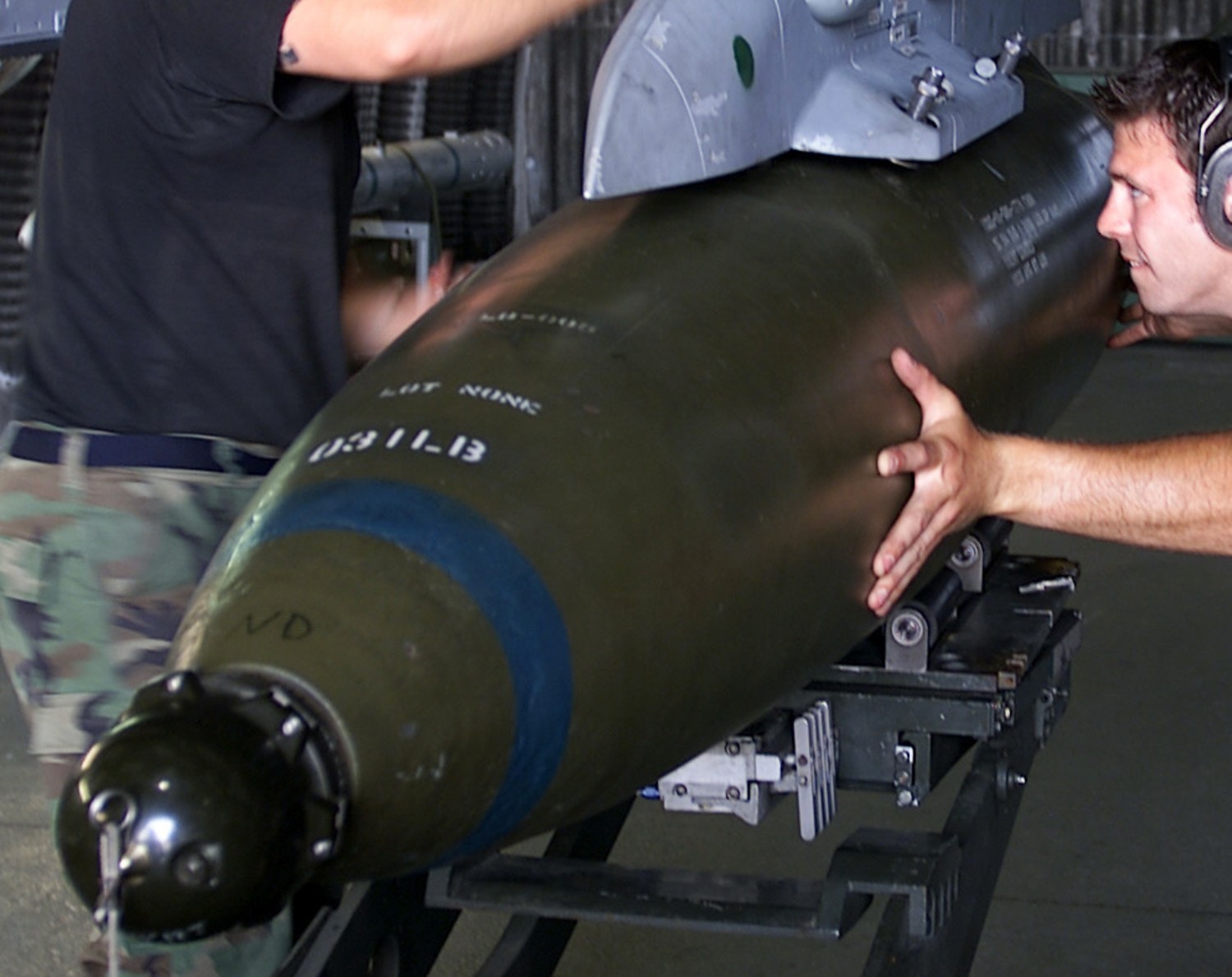 mark 84 mk.84 blu-109 general purpose bomb 2000 lbs low drag air force navy 04