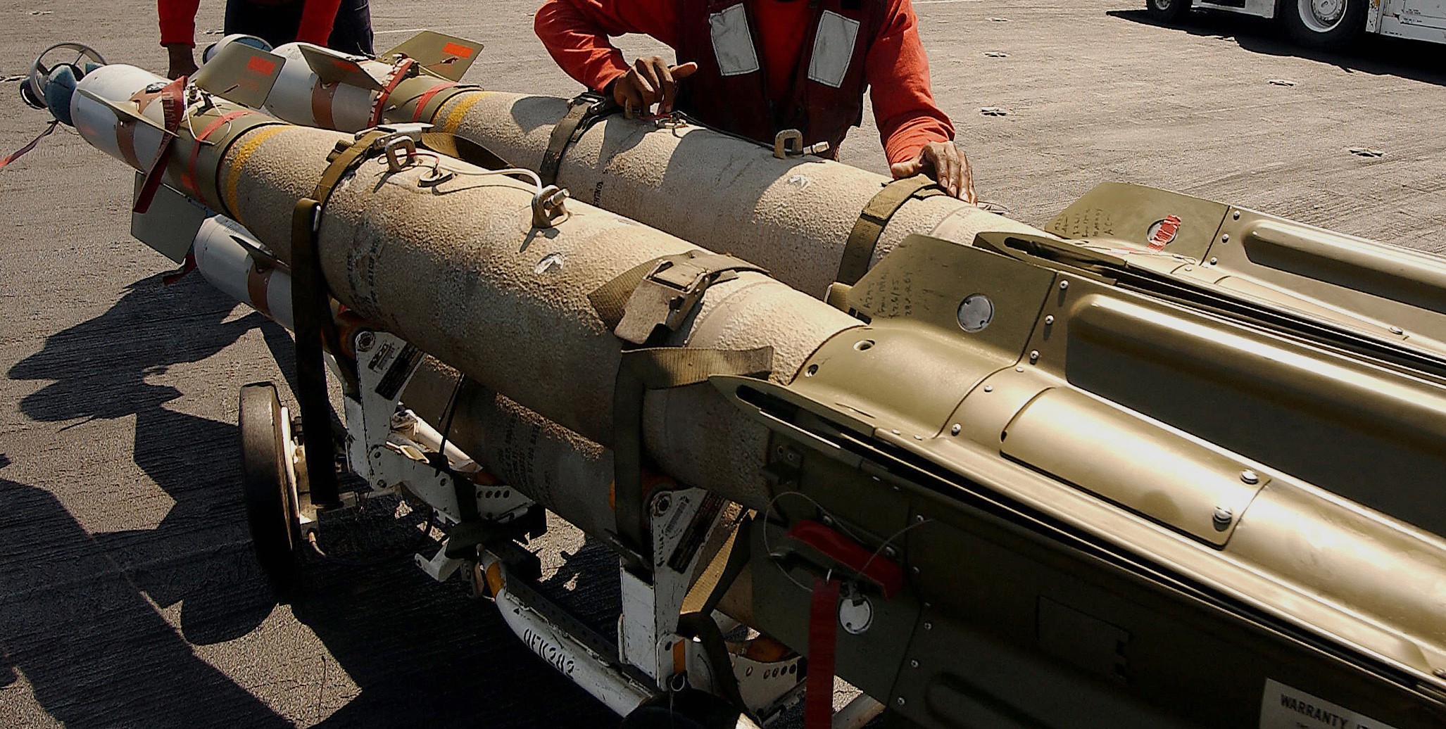 gbu-12 paveway laser guided bomb unit gbu 500 lbs air force navy marines 04