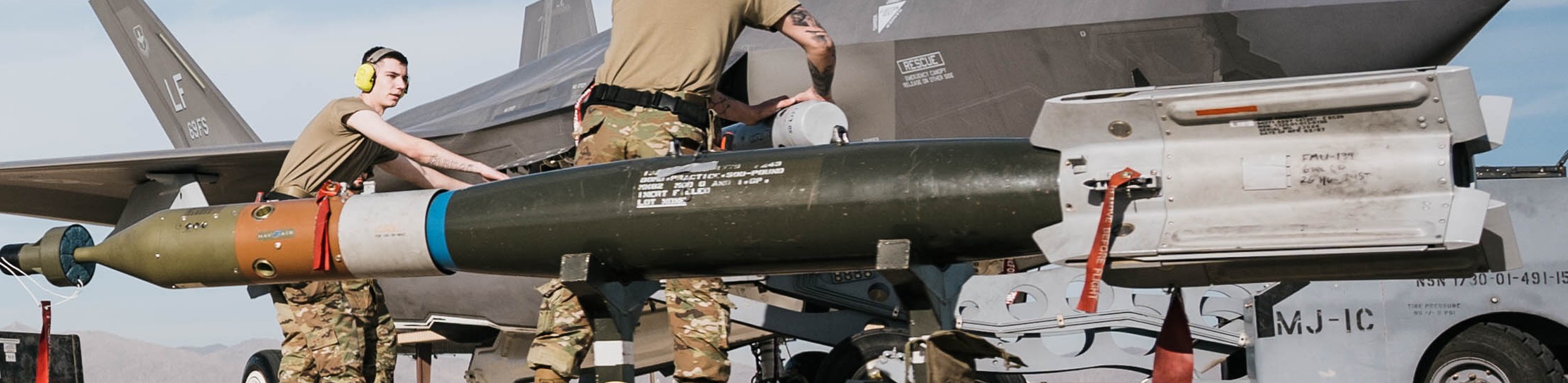 gbu-12 paveway laser guided bomb unit gbu 500 lbs air force navy marines 11
