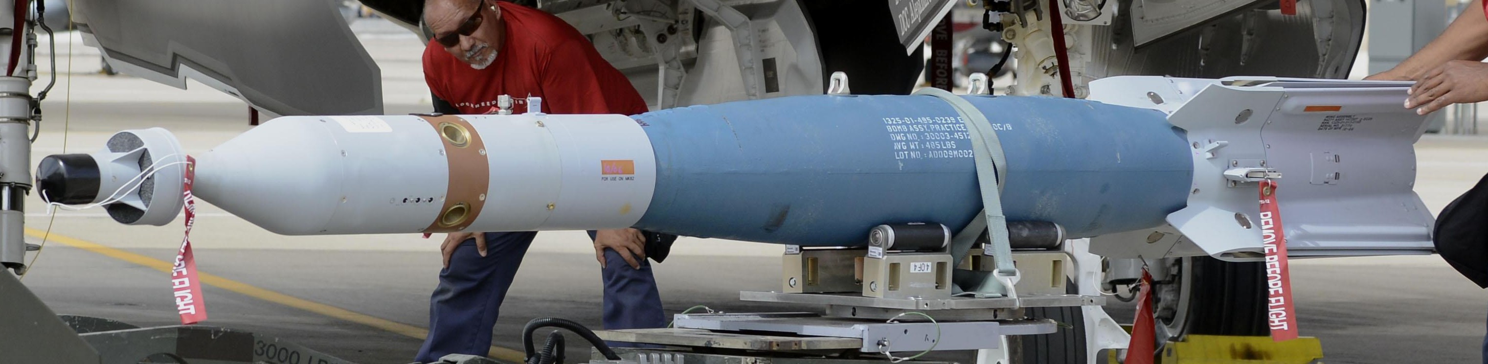 gbu-12 paveway laser guided bomb unit gbu 500 lbs air force navy marines 12