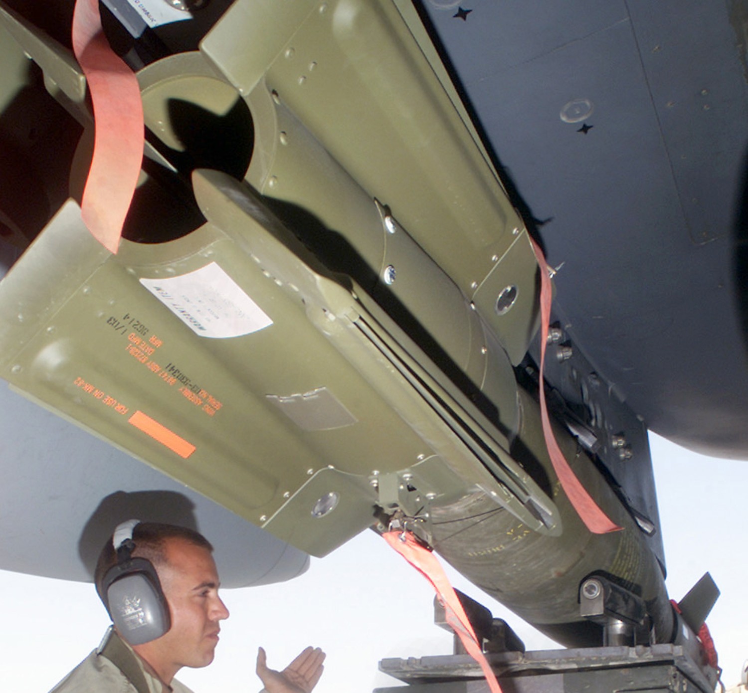gbu-12 paveway laser guided bomb unit gbu 500 lbs air force navy marines 28