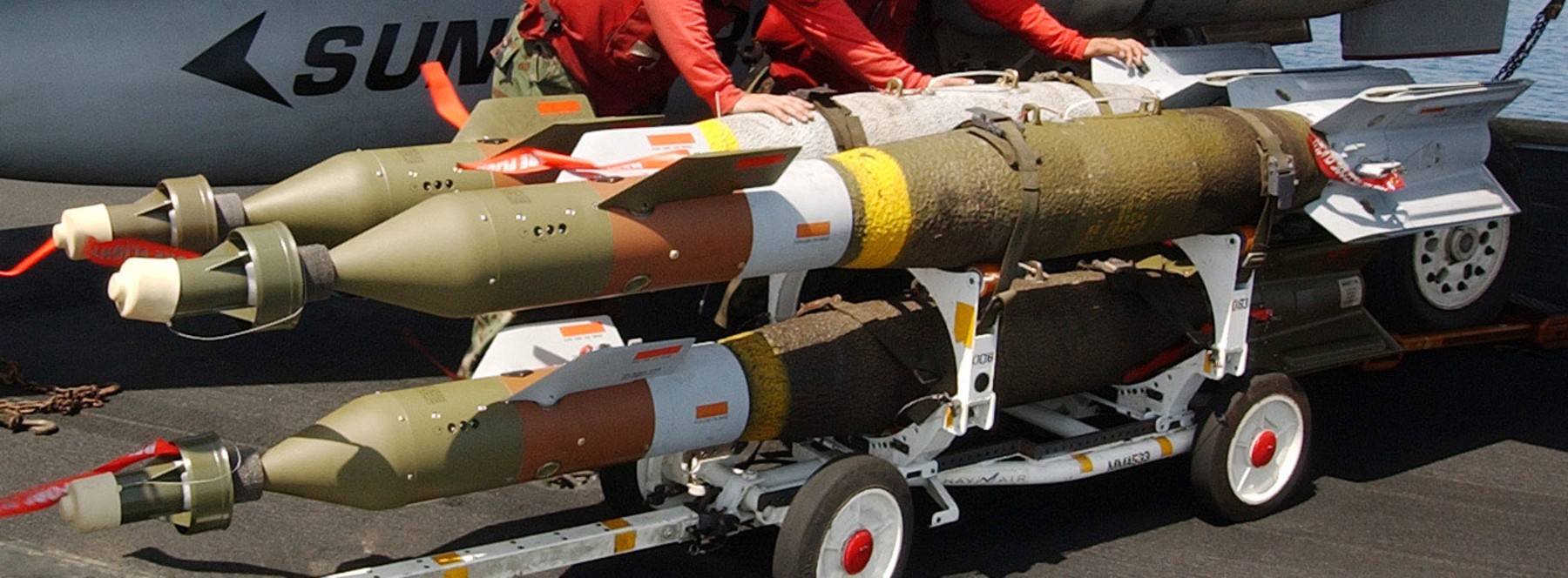 gbu-12 paveway laser guided bomb unit gbu 500 lbs air force navy marines 45