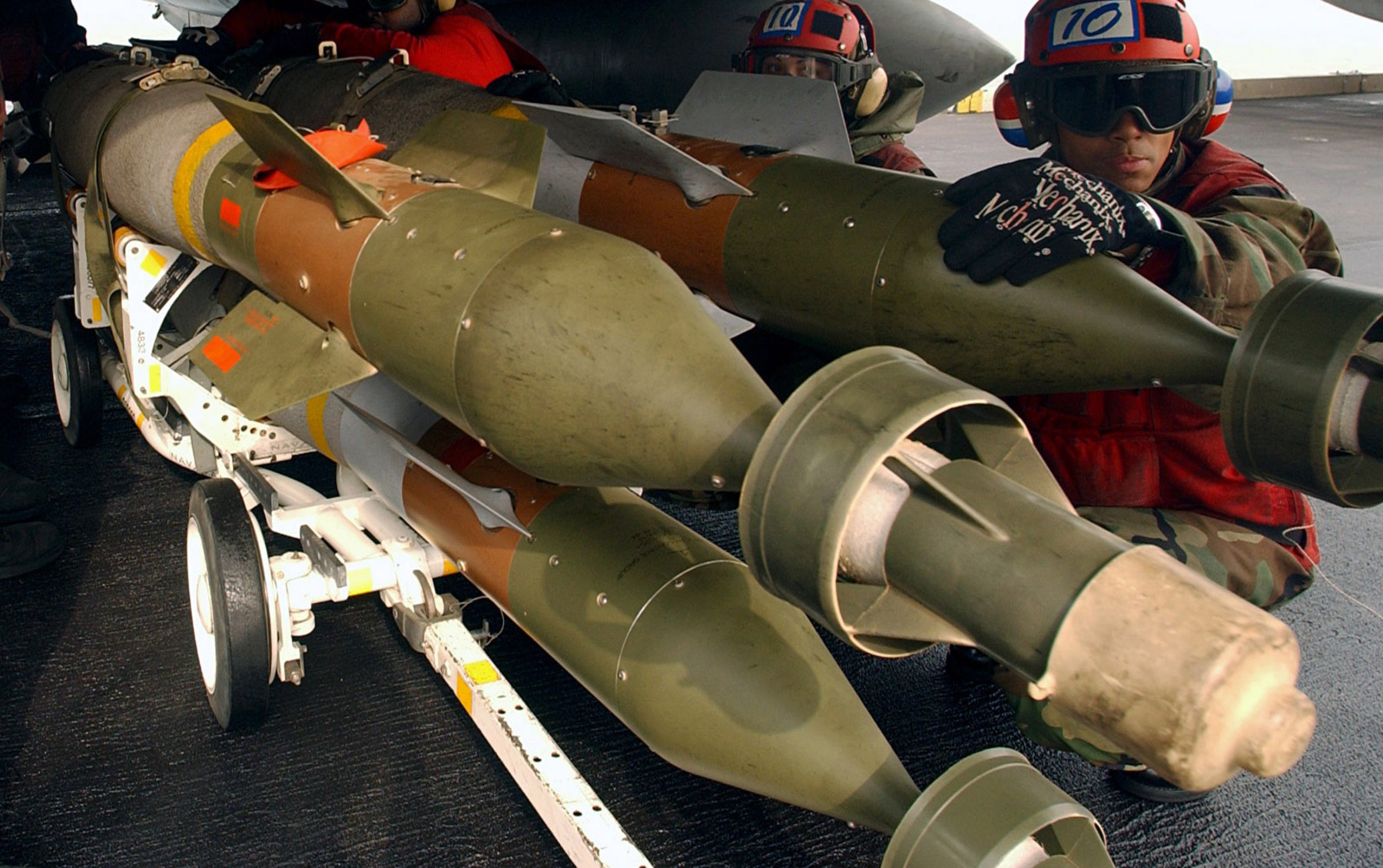 gbu-12 paveway laser guided bomb unit gbu 500 lbs air force navy marines 49