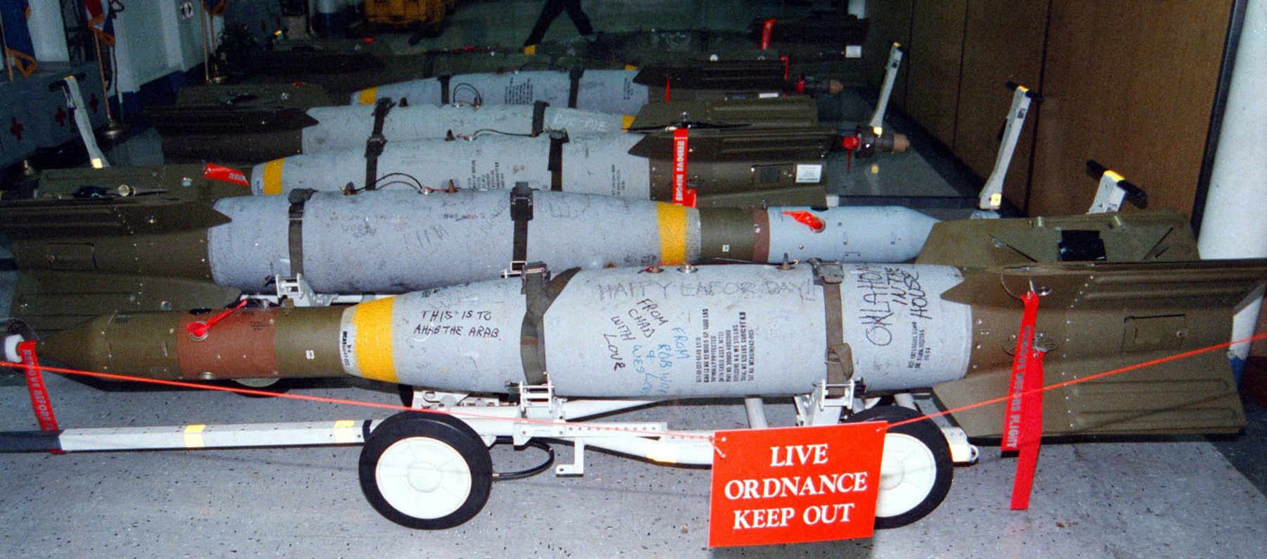 gbu-24 paveway laser guided bomb unit gbu 2000 lbs air force navy marines 06
