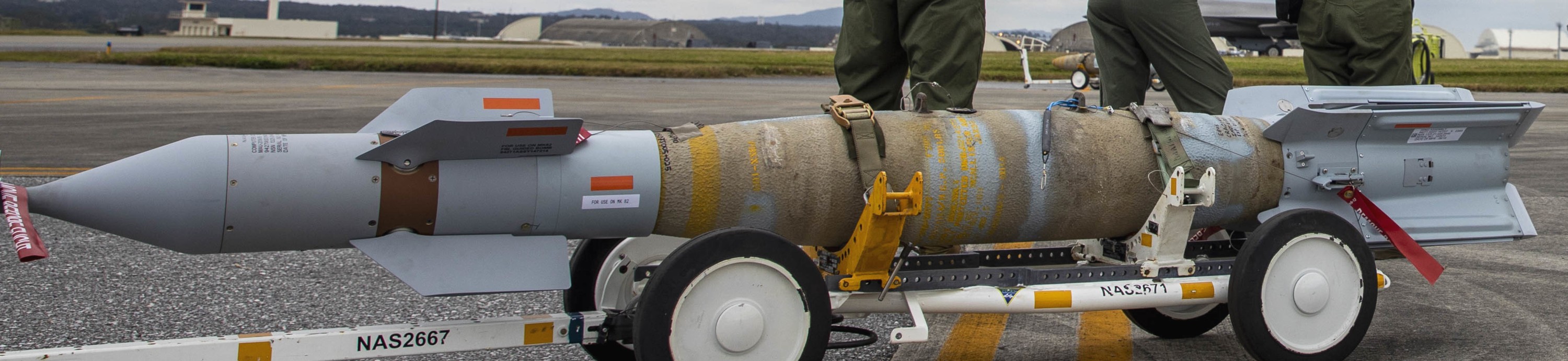 gbu-12 paveway laser guided bomb unit gbu 500 lbs air force navy marines 02x