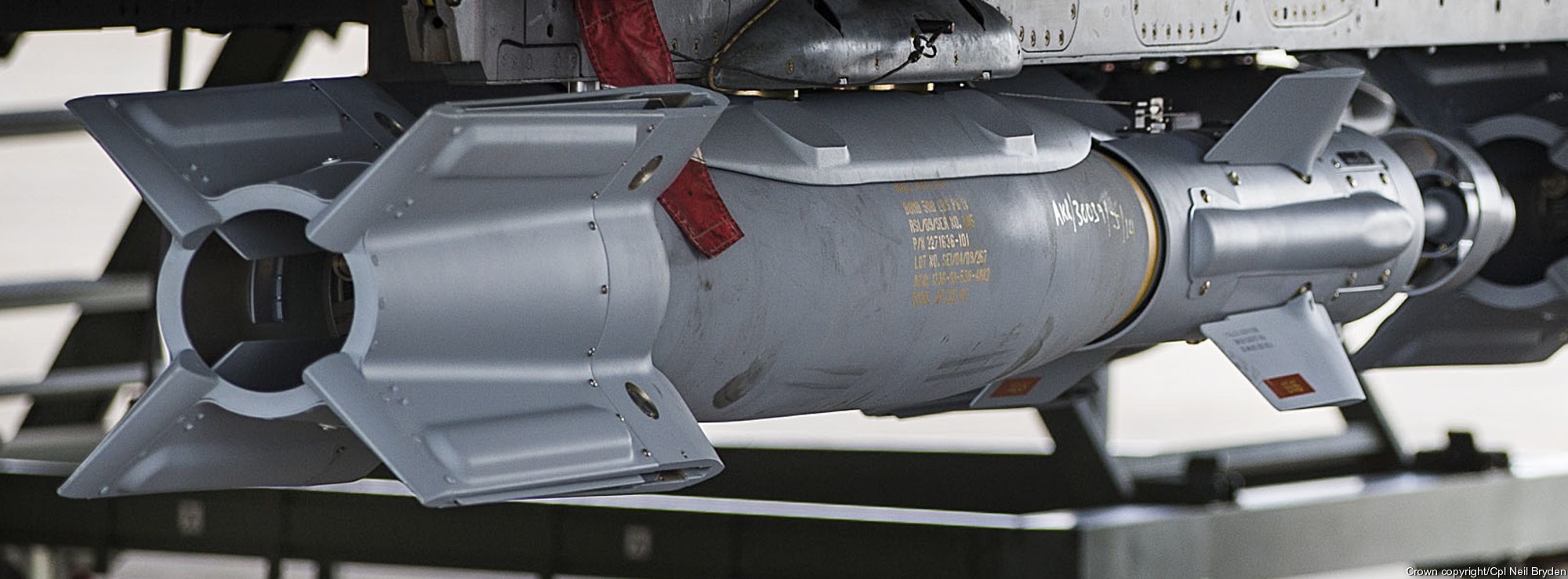 paveway iv laser guided bomb unit gbu 500 lbs royal air force raf tornado typhoon 04