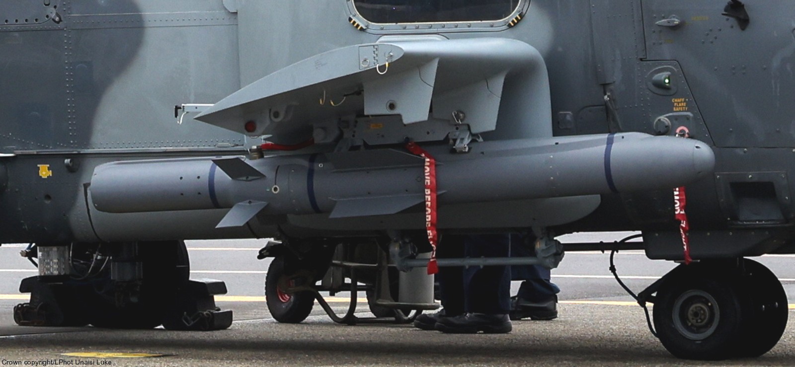 sea venom anl anti ship missile asm mbda anti-navire leger royal navy 05