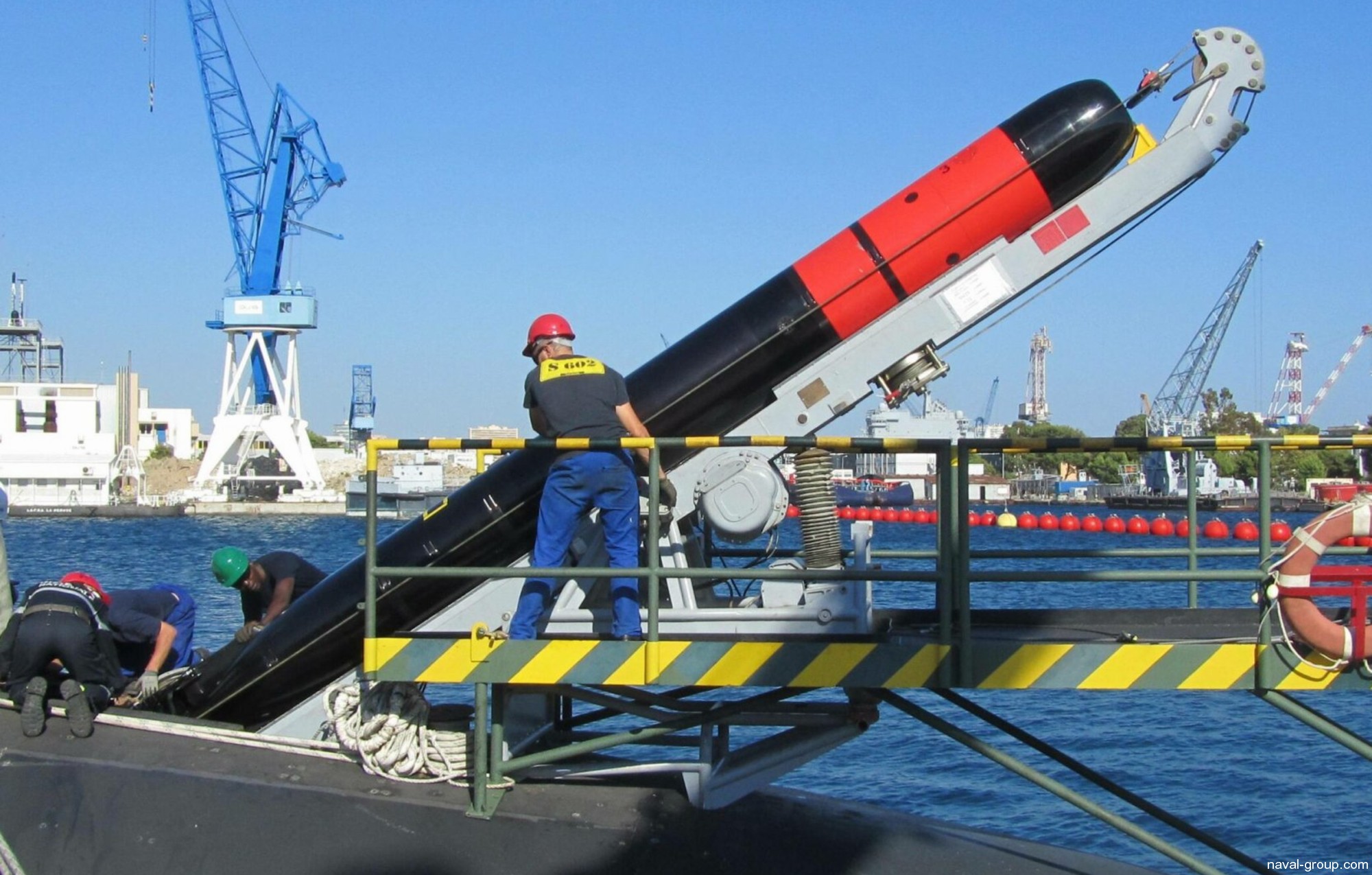 f21 heavy weight torpedo hwt naval group 21-inches 533mm attack submarine navy 09