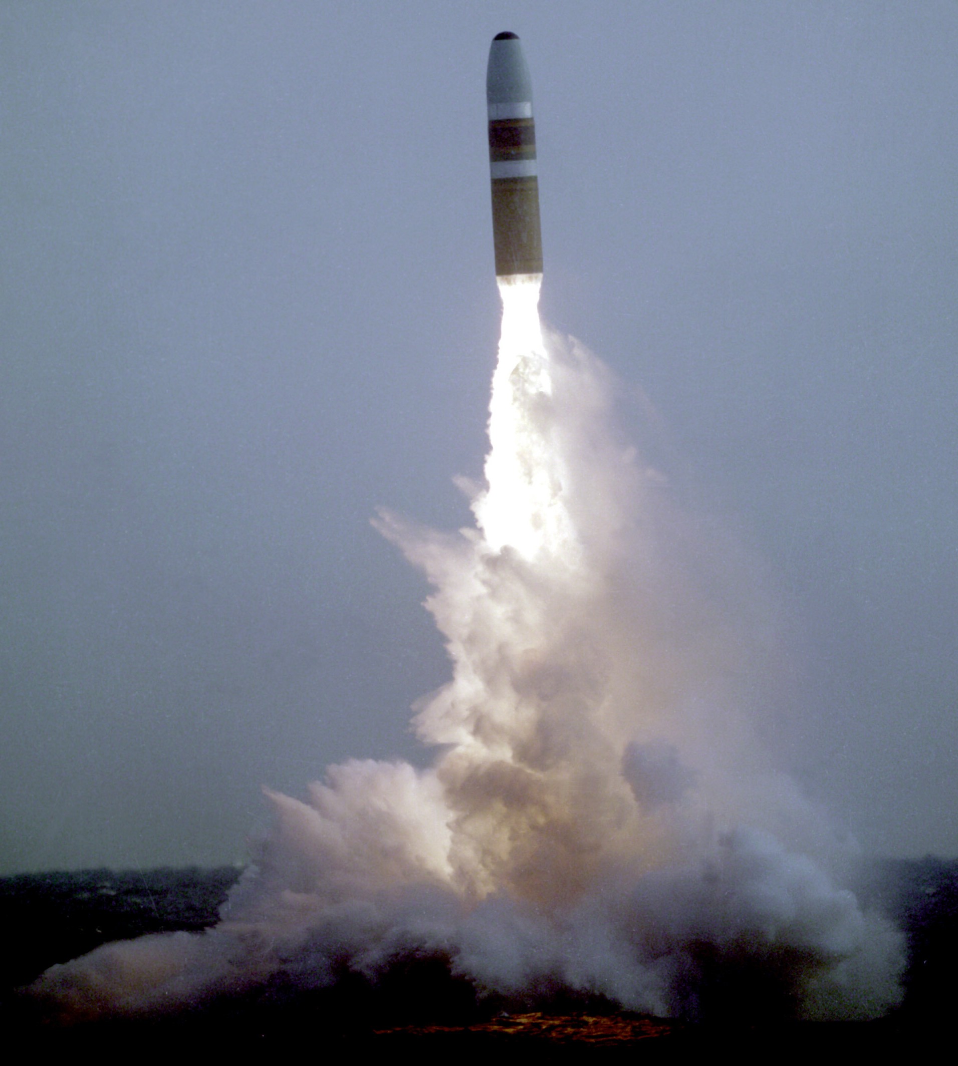 ugm-96 trident i c4 submarine-launched ballistic missile slbm james madison class ssbn benjamin franklin ohio 06
