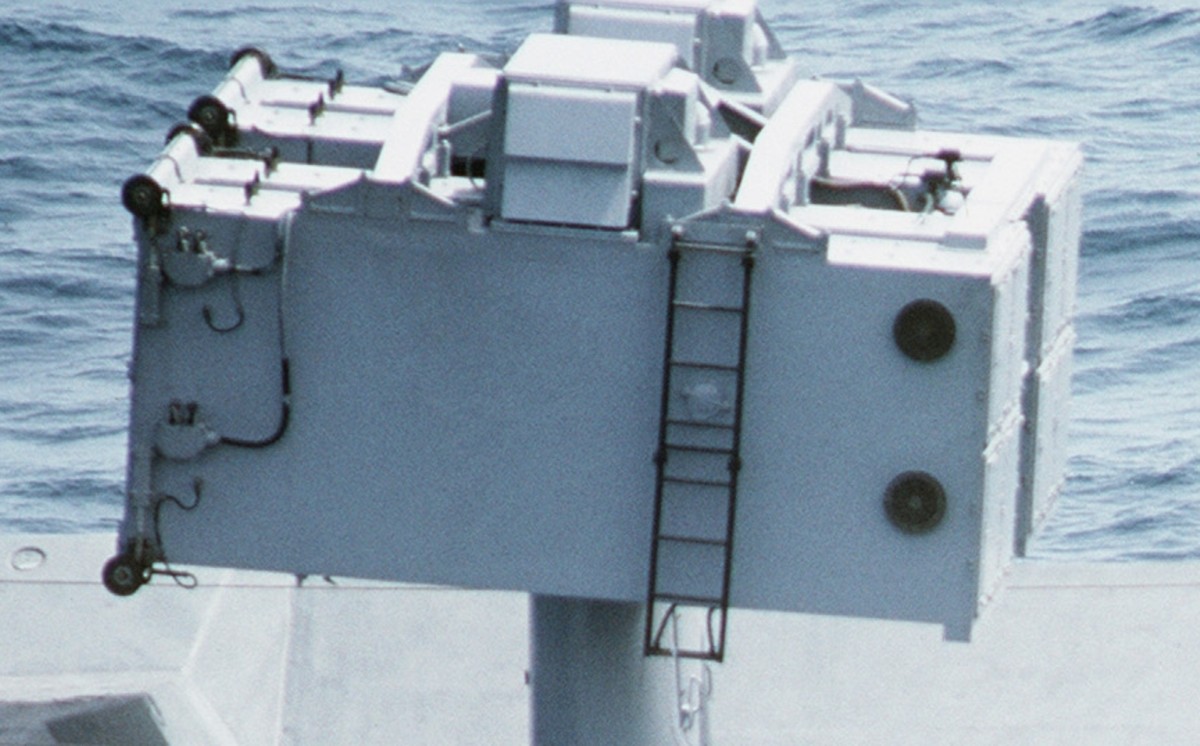albatros 8-cell missile launcher box aspide sam italian navy 17