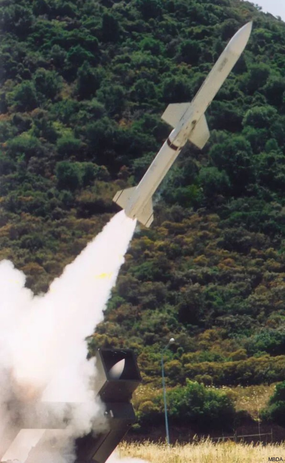 aspide 2000 sam mbda selenia spada ground based air defense missile system 07