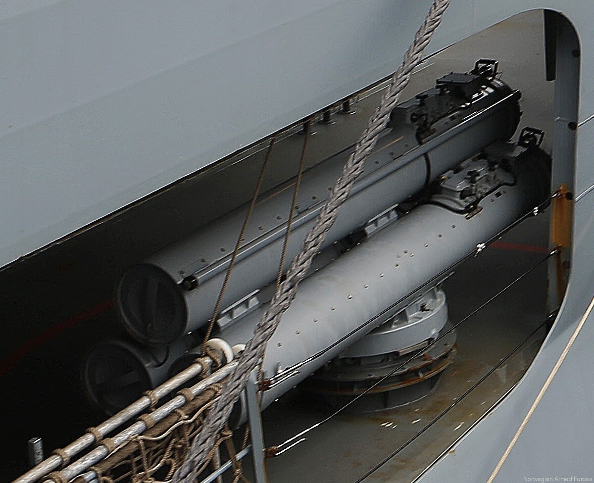 b515/3 torpedo tubes 12.75 inches 324mm wass leonardo mu90 a244/s mk.46 svtt 03