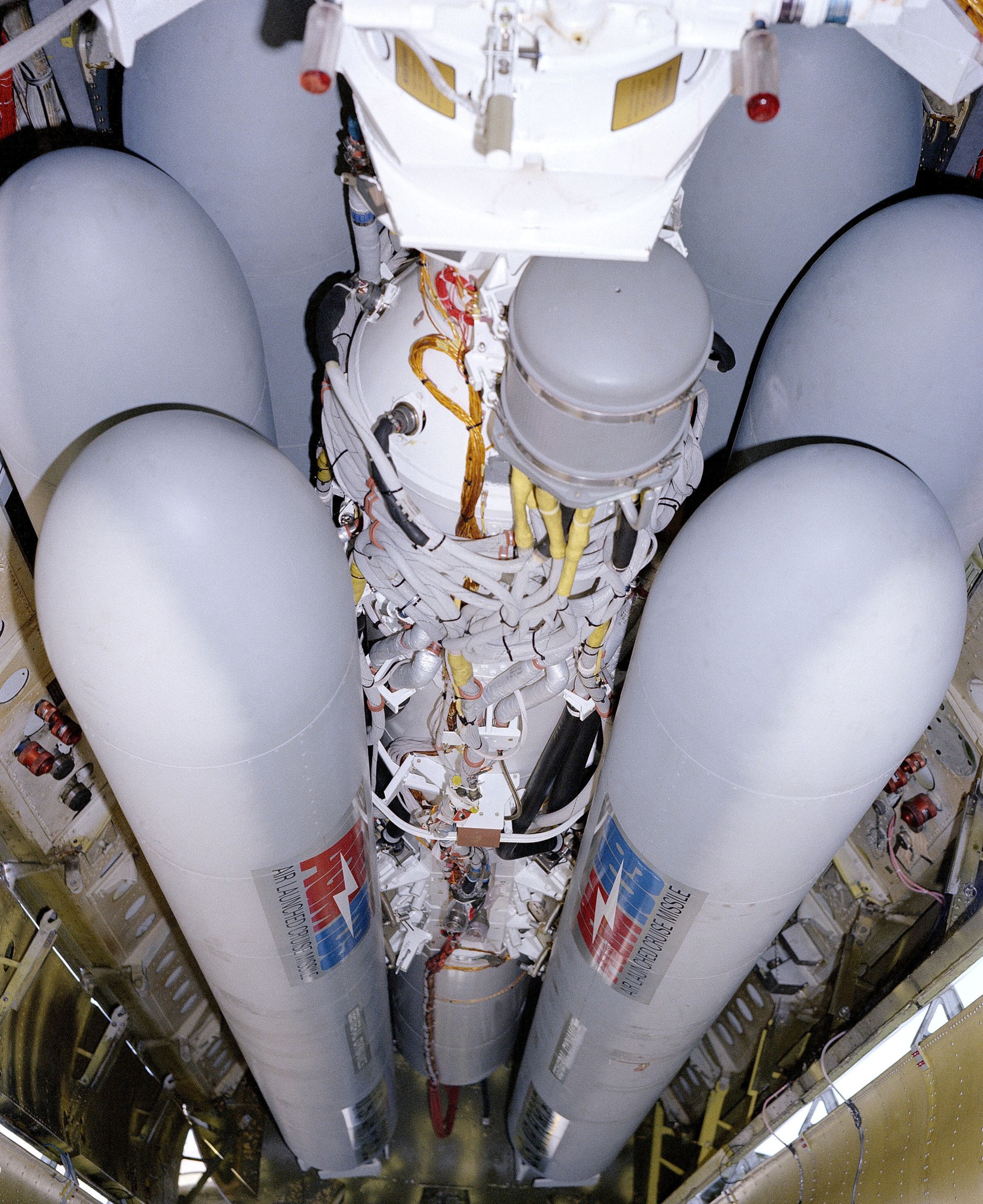 agm-109 tomahawk air-launched cruise missile alcm tlam us air force usaf 05