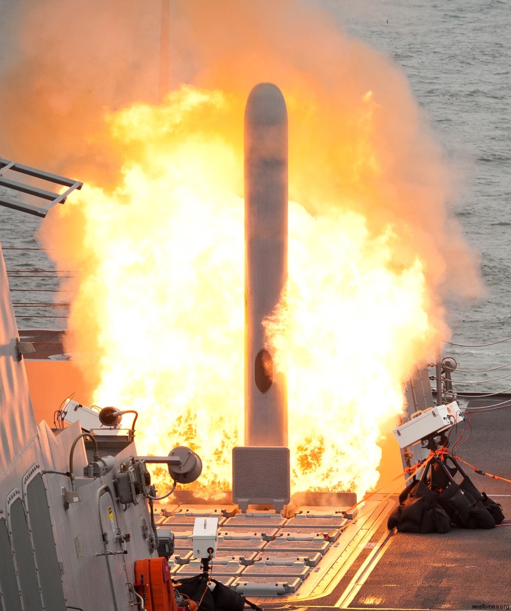 bgm rgm-109 tomahawk land attack missile tlam us navy 0310 mk-41 vls