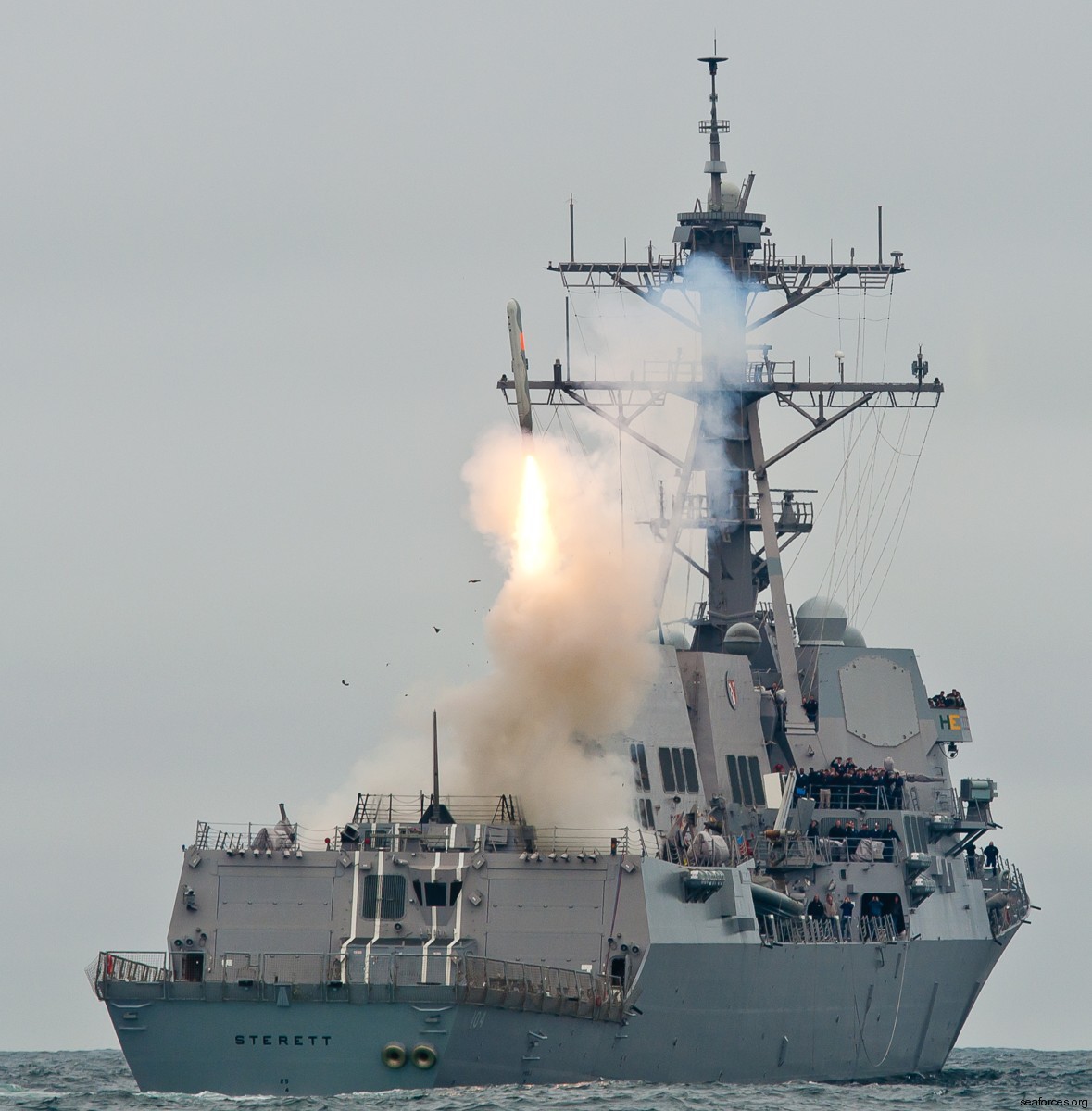 bgm rgm-109 tomahawk land attack missile tlam us navy 14