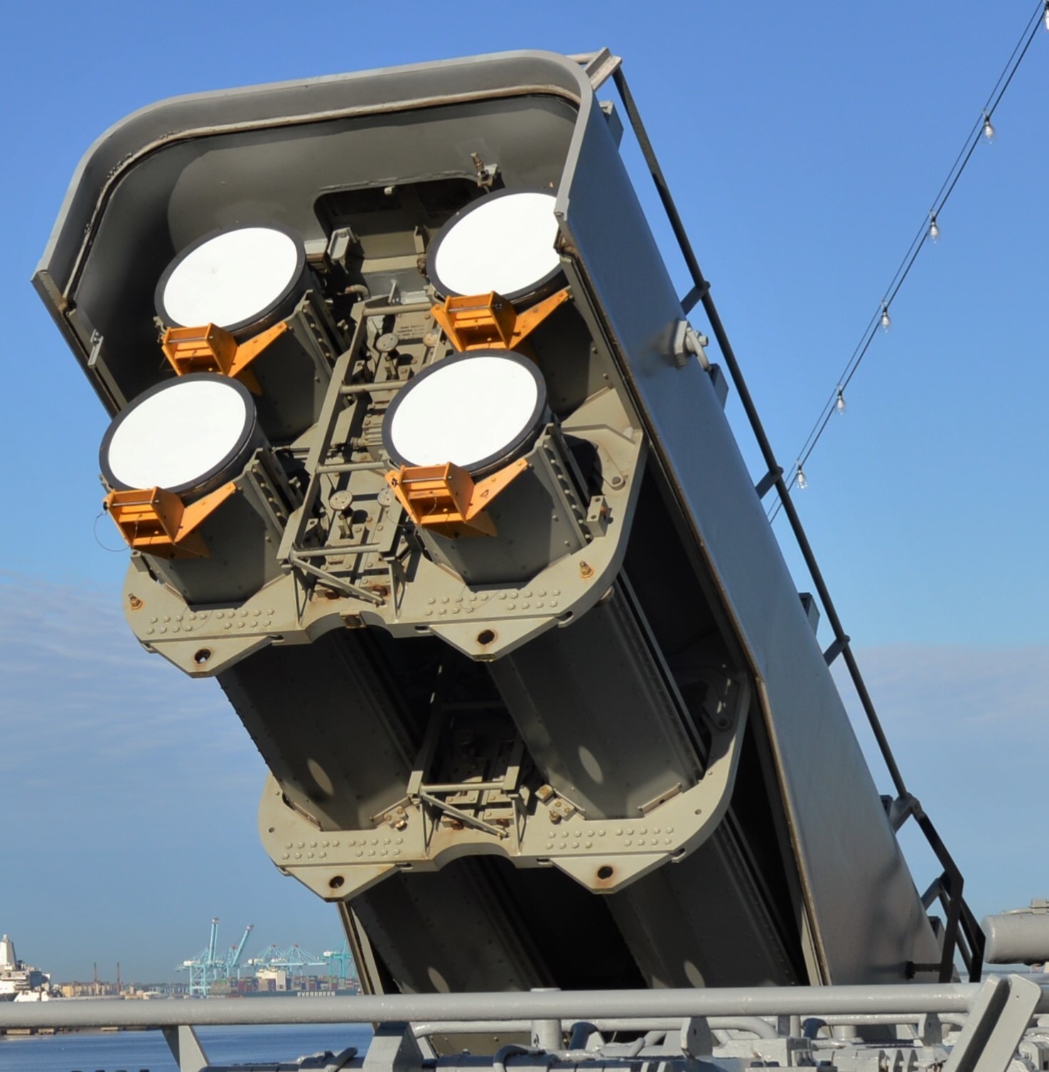 mk.143 armored box launcher abl bgm-109 tomahawk tlam land attack missile us navy 34