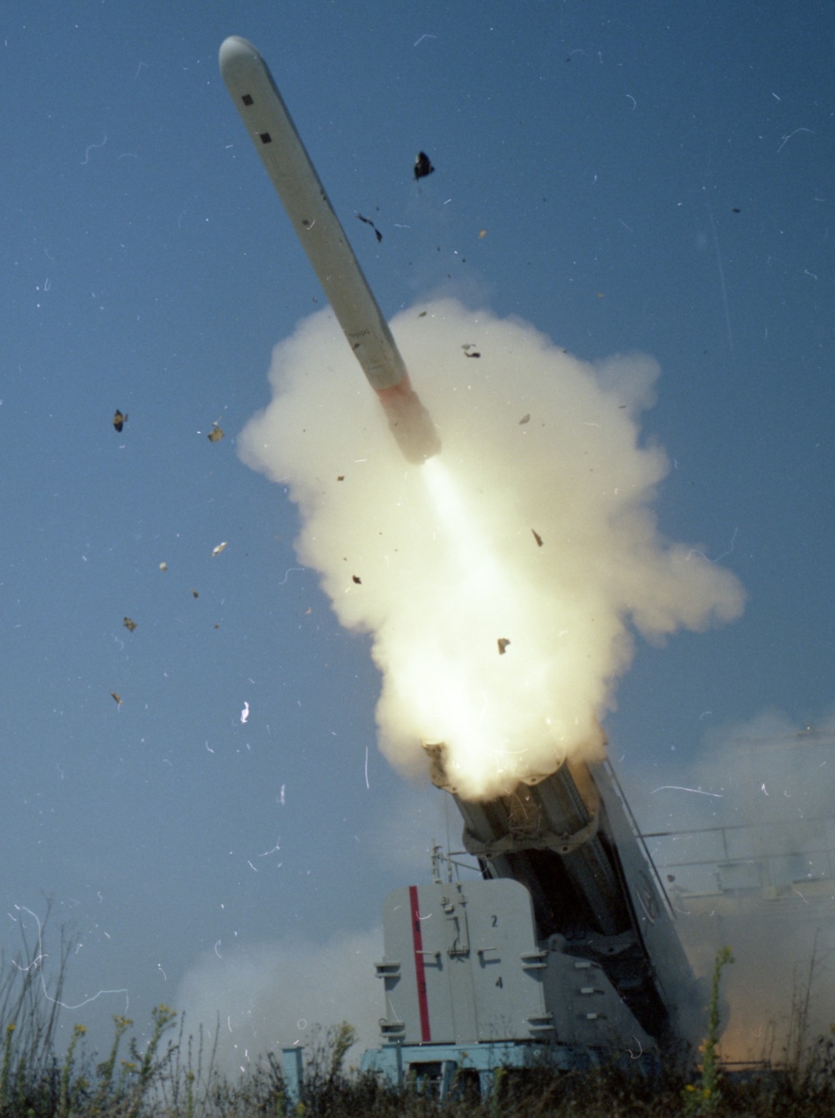mk.143 armored box launcher abl bgm-109 tomahawk tlam land attack missile us navy 49