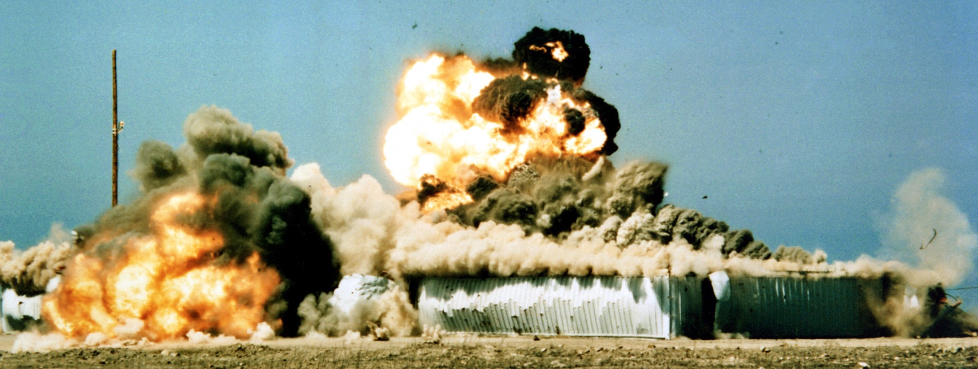 rgm-109 tomahawk land attack missile tlam us navy impact explosion 52b