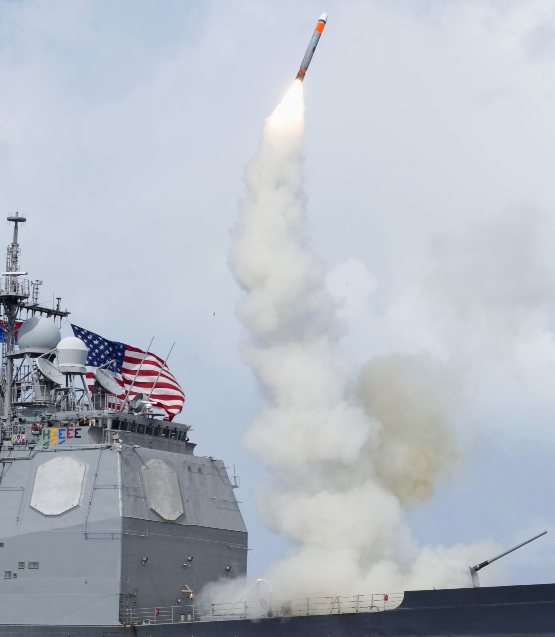 rgm-109 tomahawk land attack missile tlam us navy ticonderoga class cruiser mk.41 vls 54