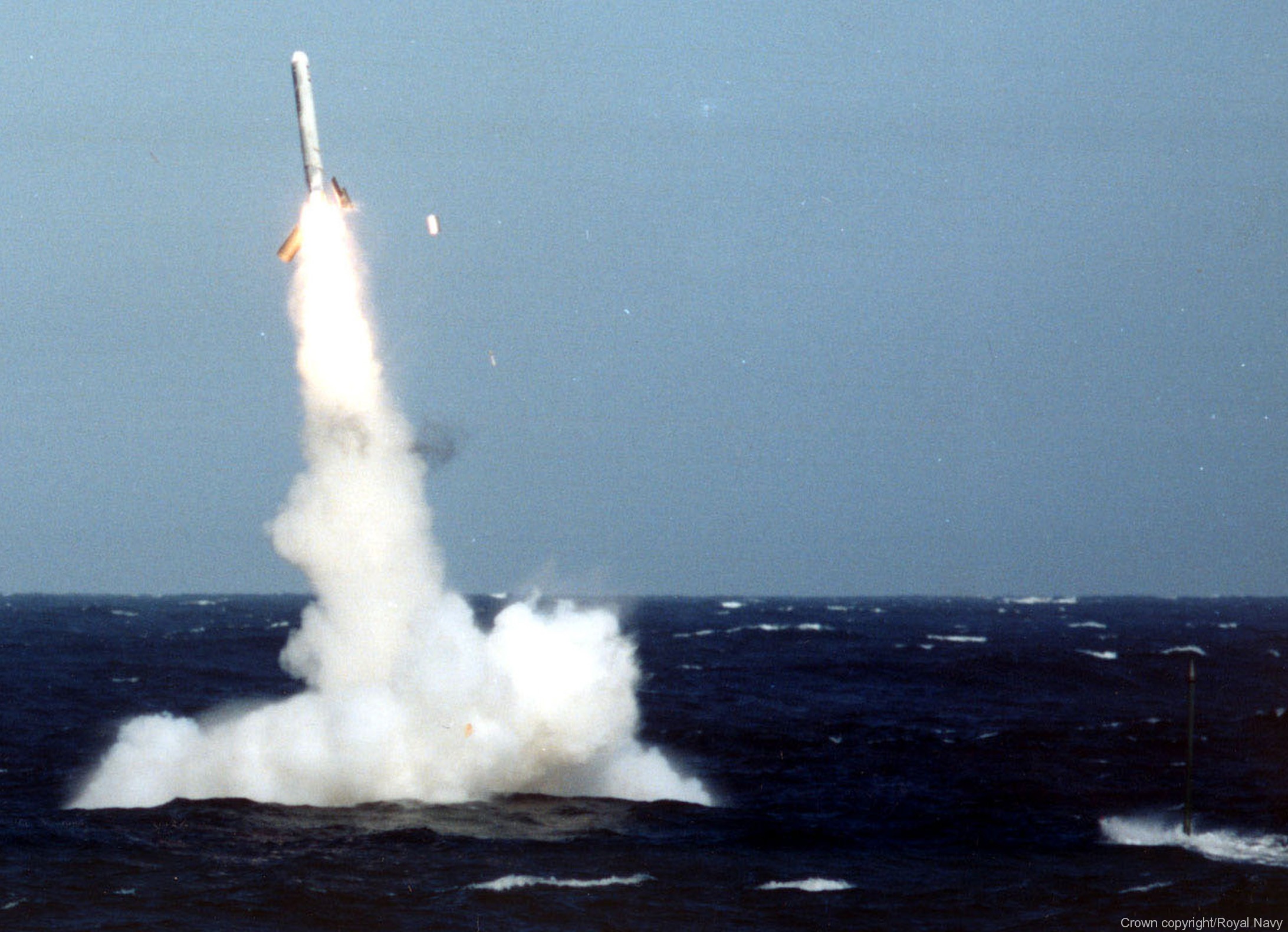 ugm-109 tomahawk land attack missile tlam royal navy 07 submarine