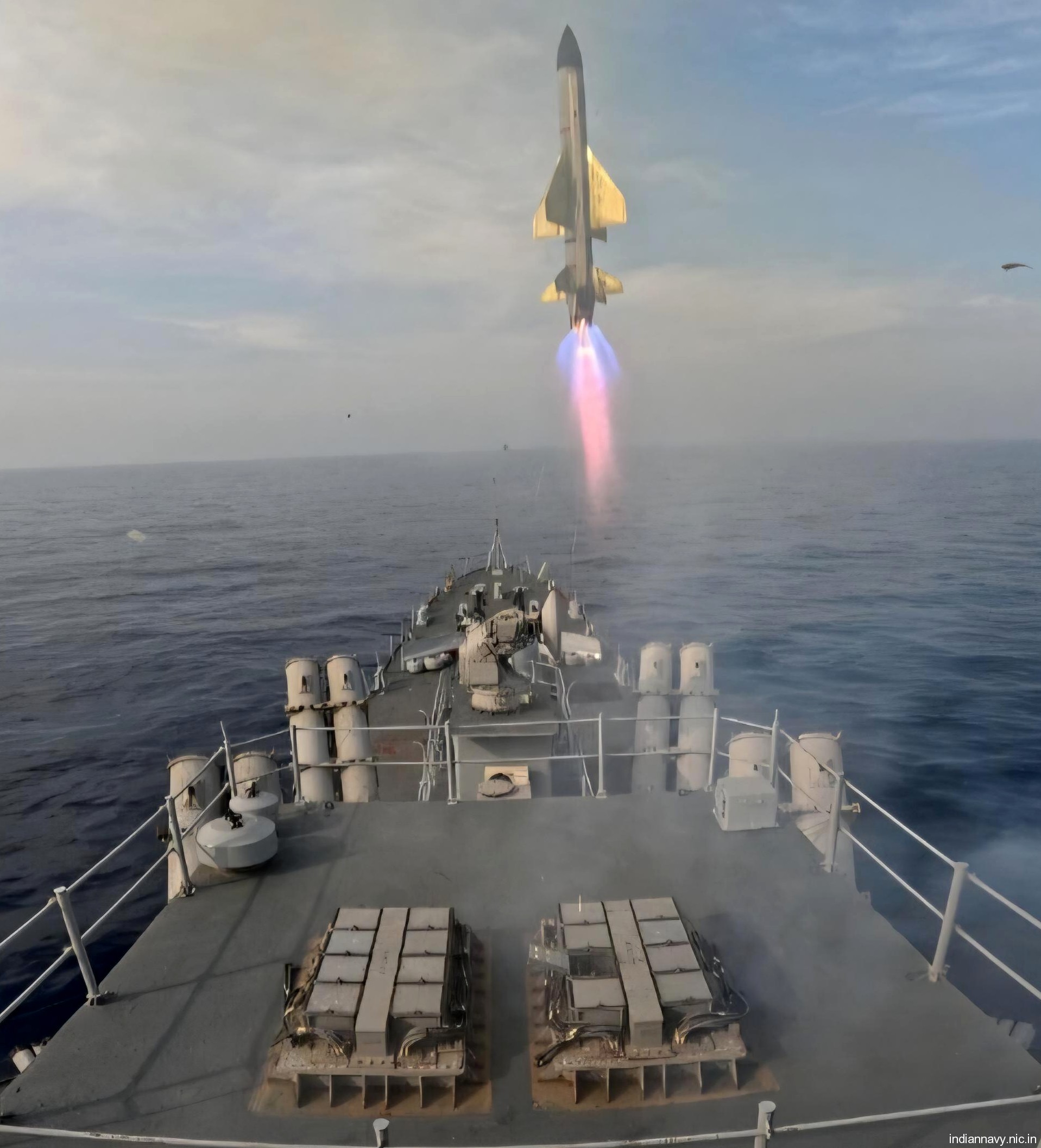barak-1 sam missile iai rafael vertical launching system vls indian navy 10