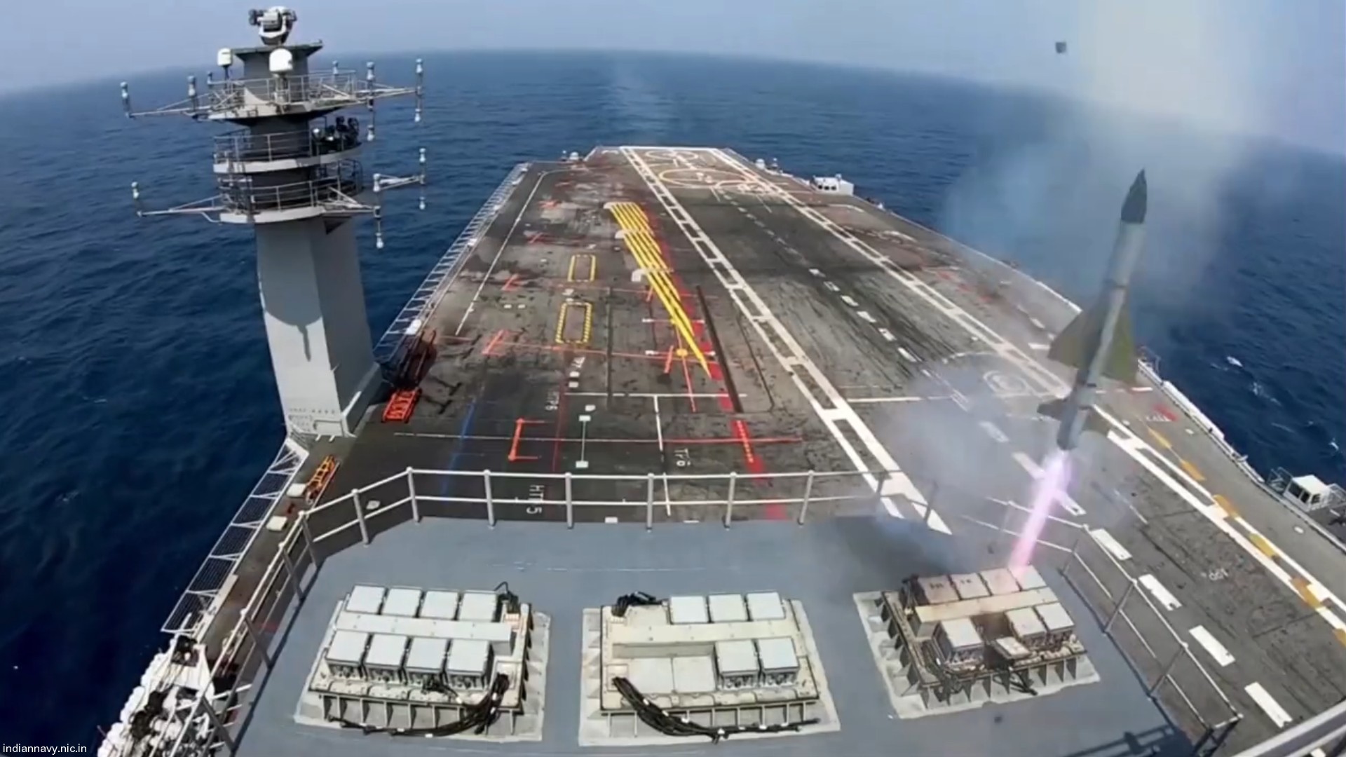 barak-1 sam missile iai rafael vertical launching system vls indian navy r33 ins vikramaditya 13